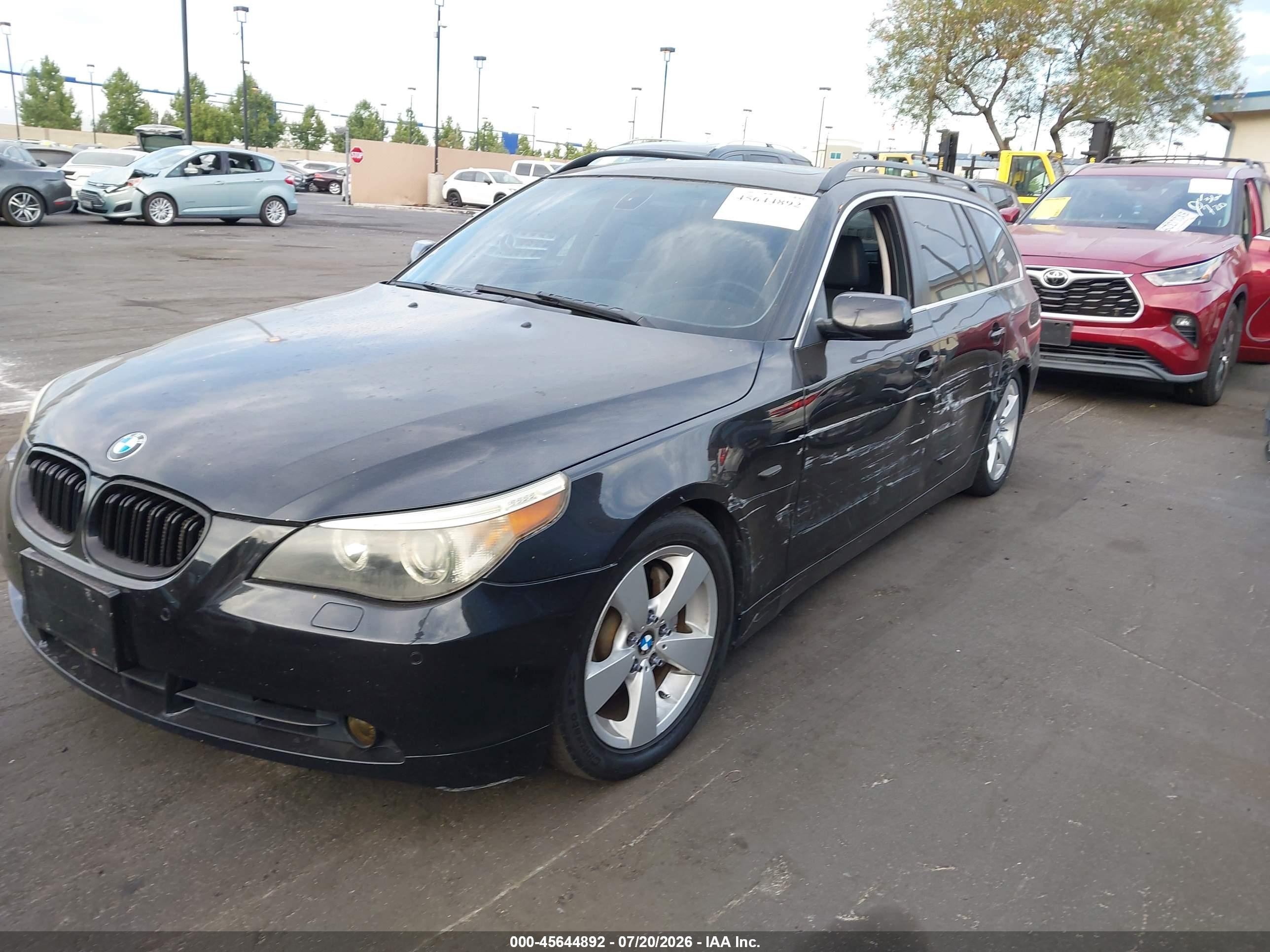 2006 Bmw 530xit   Black vin: WBANN73556CN01669