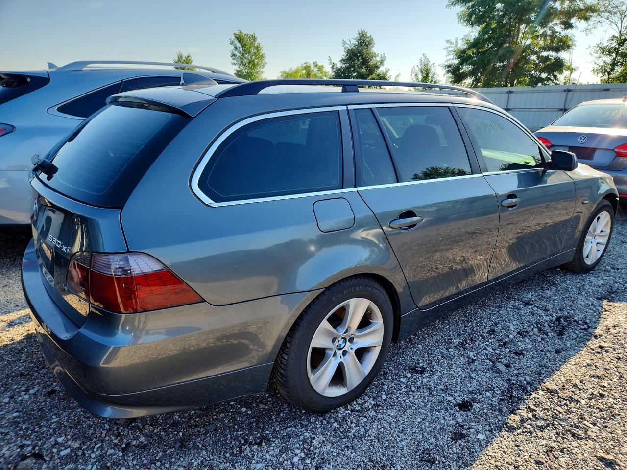 2006 Bmw 530 Xit Gray vin: WBANN73556CN02983