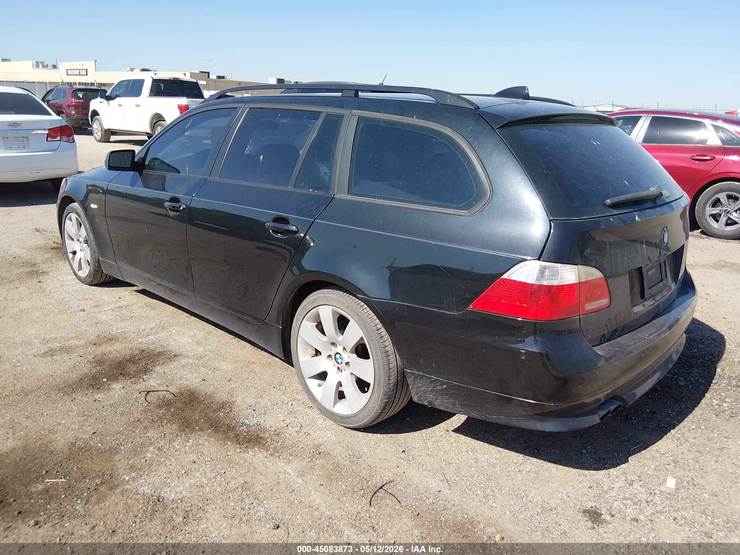 2007 Bmw 530xit   Black vin: WBANN73557CN04007