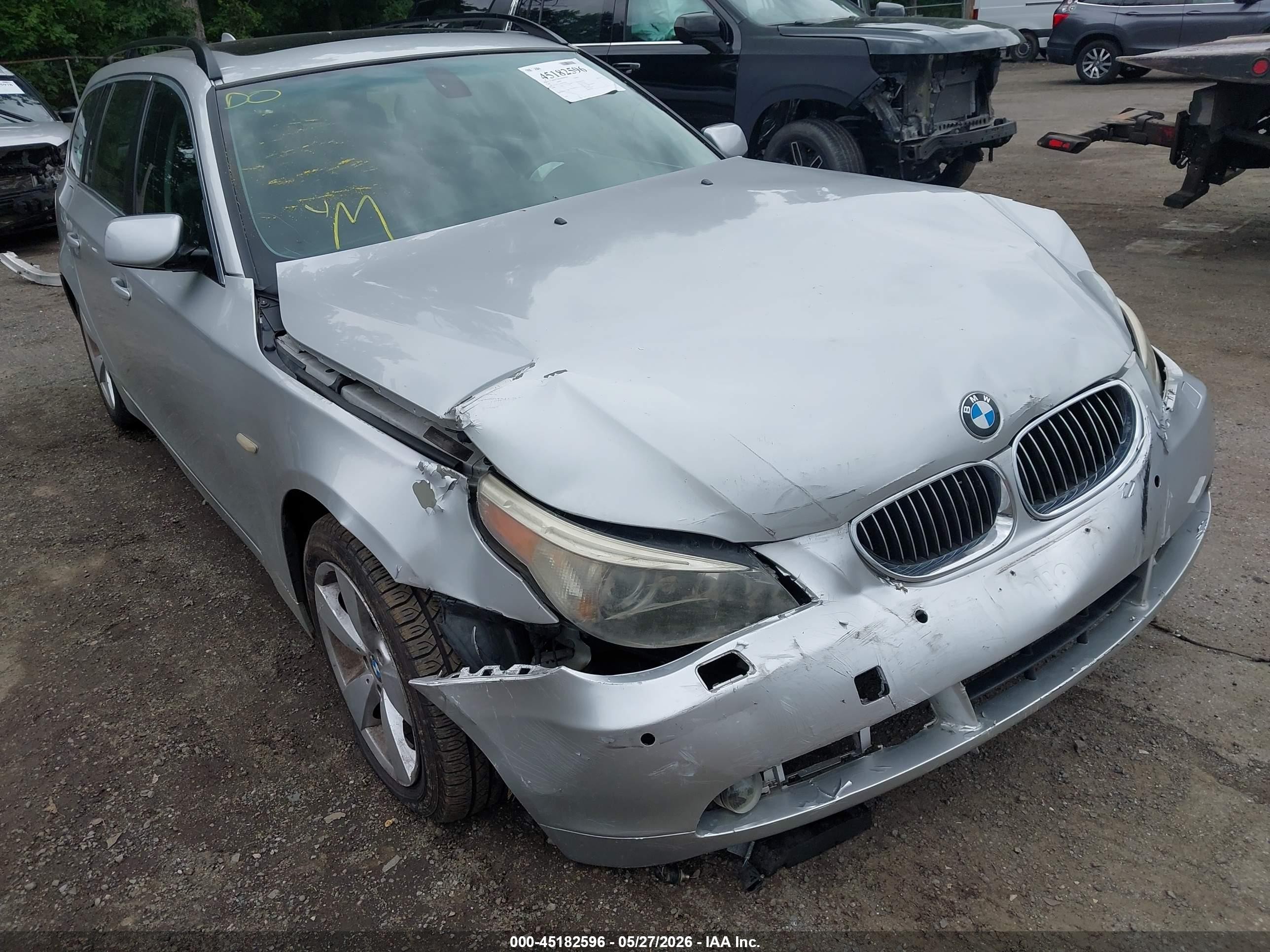 2007 Bmw 530xit   Silver vin: WBANN735X7CN05010