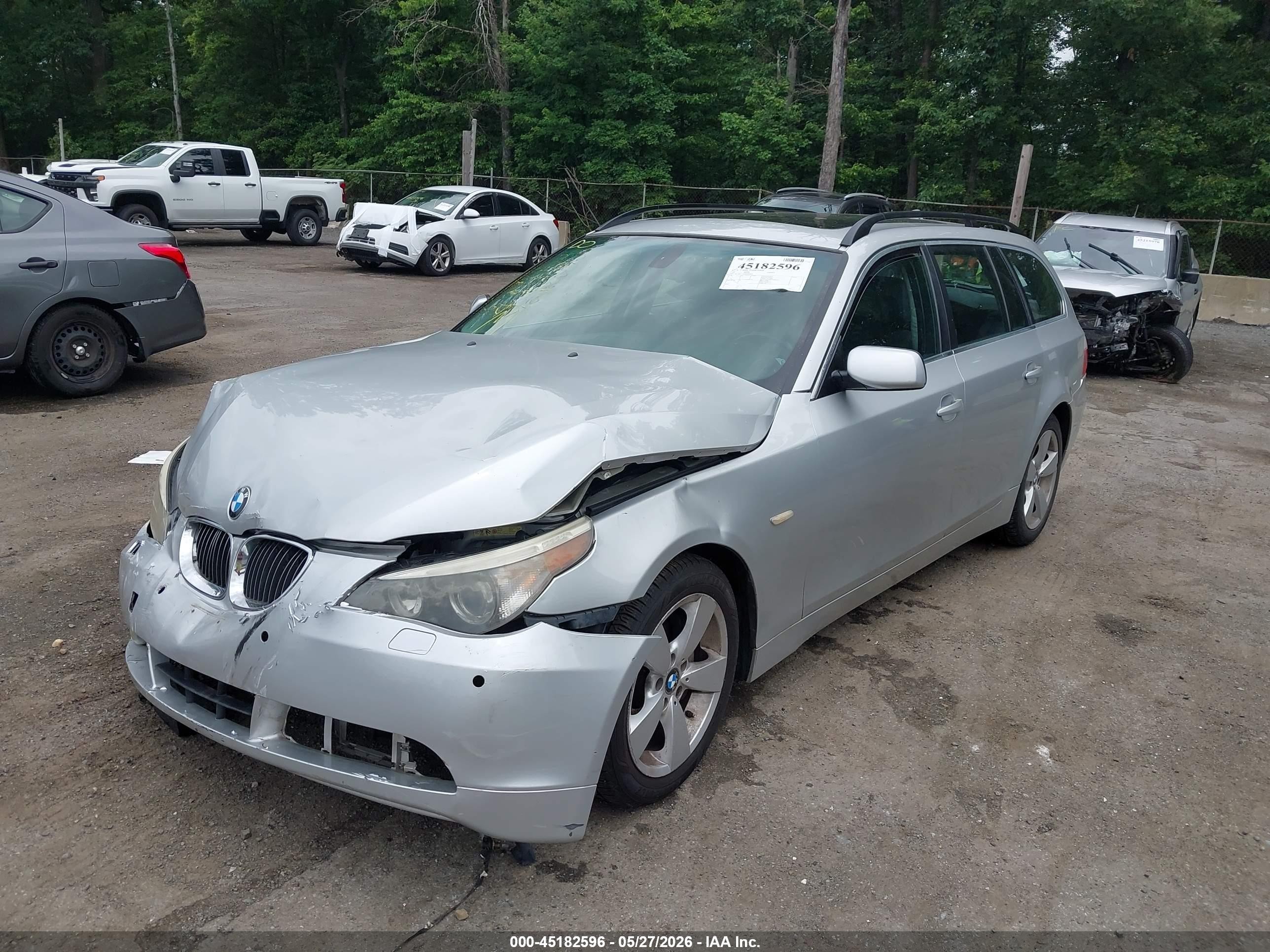2007 Bmw 530xit   Silver vin: WBANN735X7CN05010