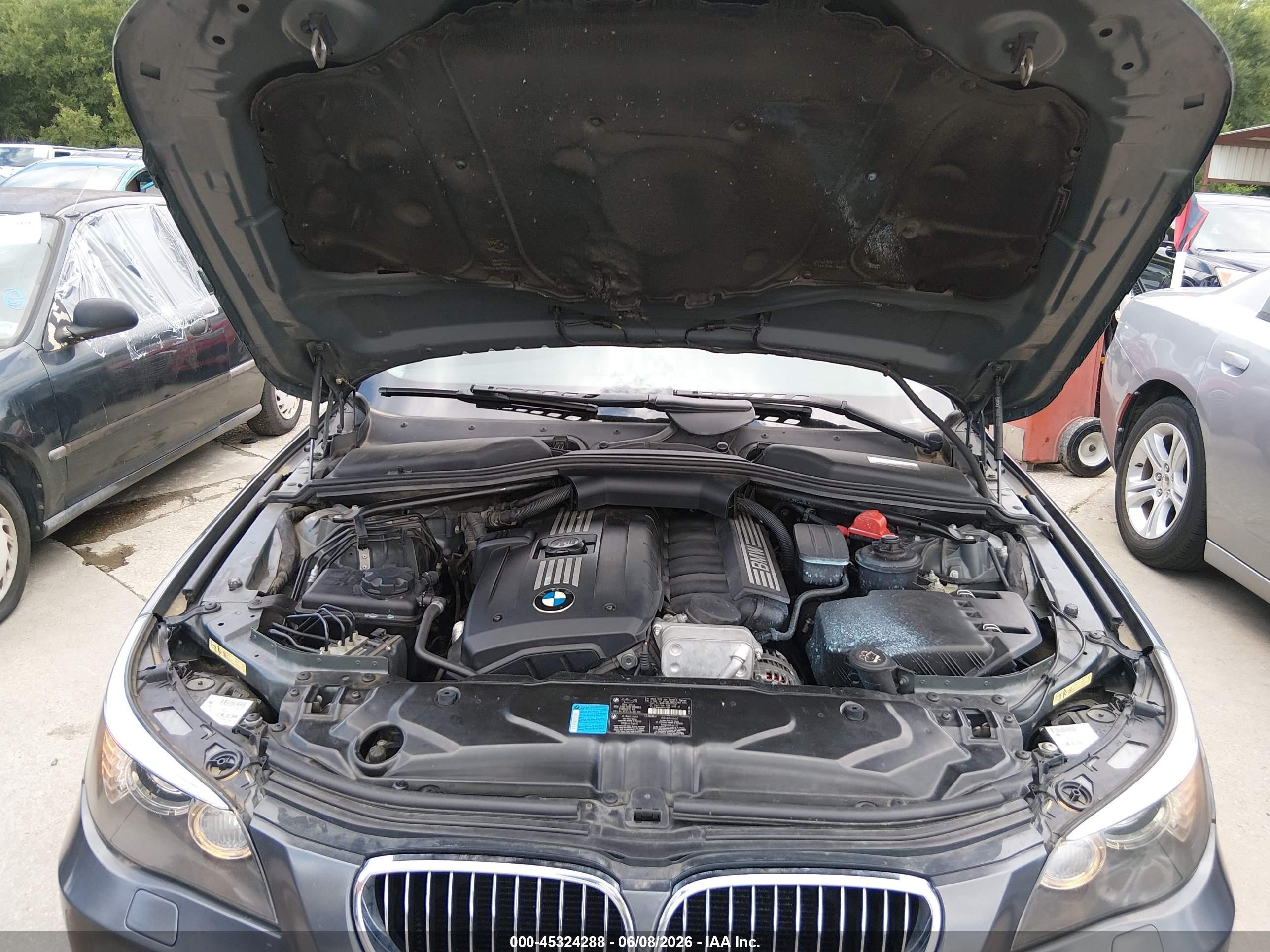 2008 Bmw 528i   Gray vin: WBANU53518C114448