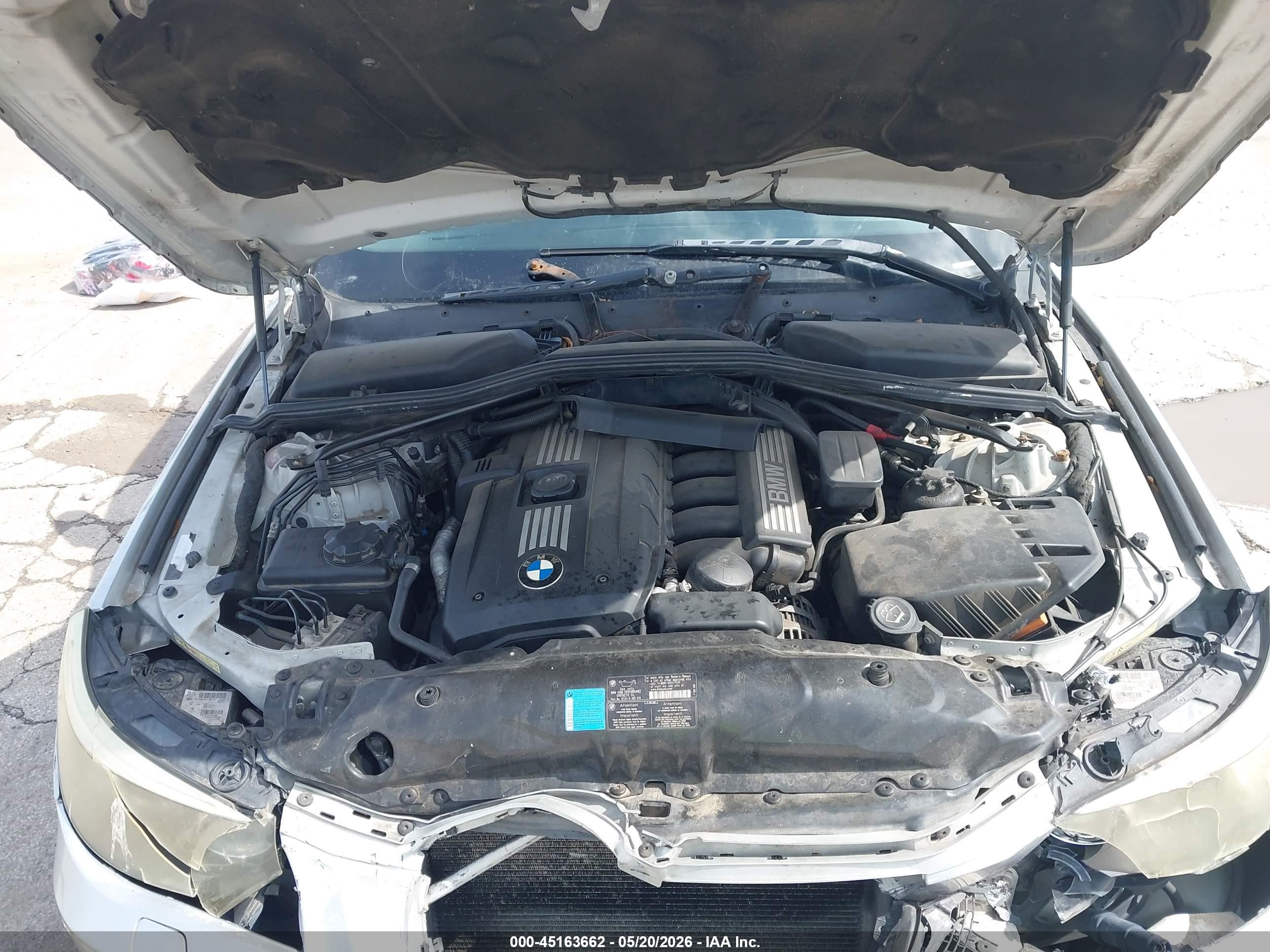 2008 Bmw 528i Silver vin: WBANU53518CT08655