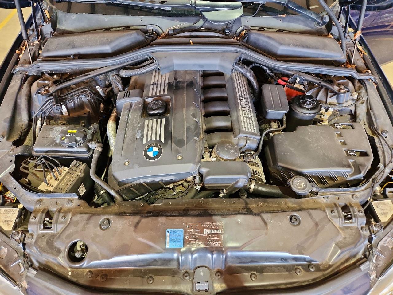 2008 Bmw 528 I Blue vin: WBANU53518CT10535