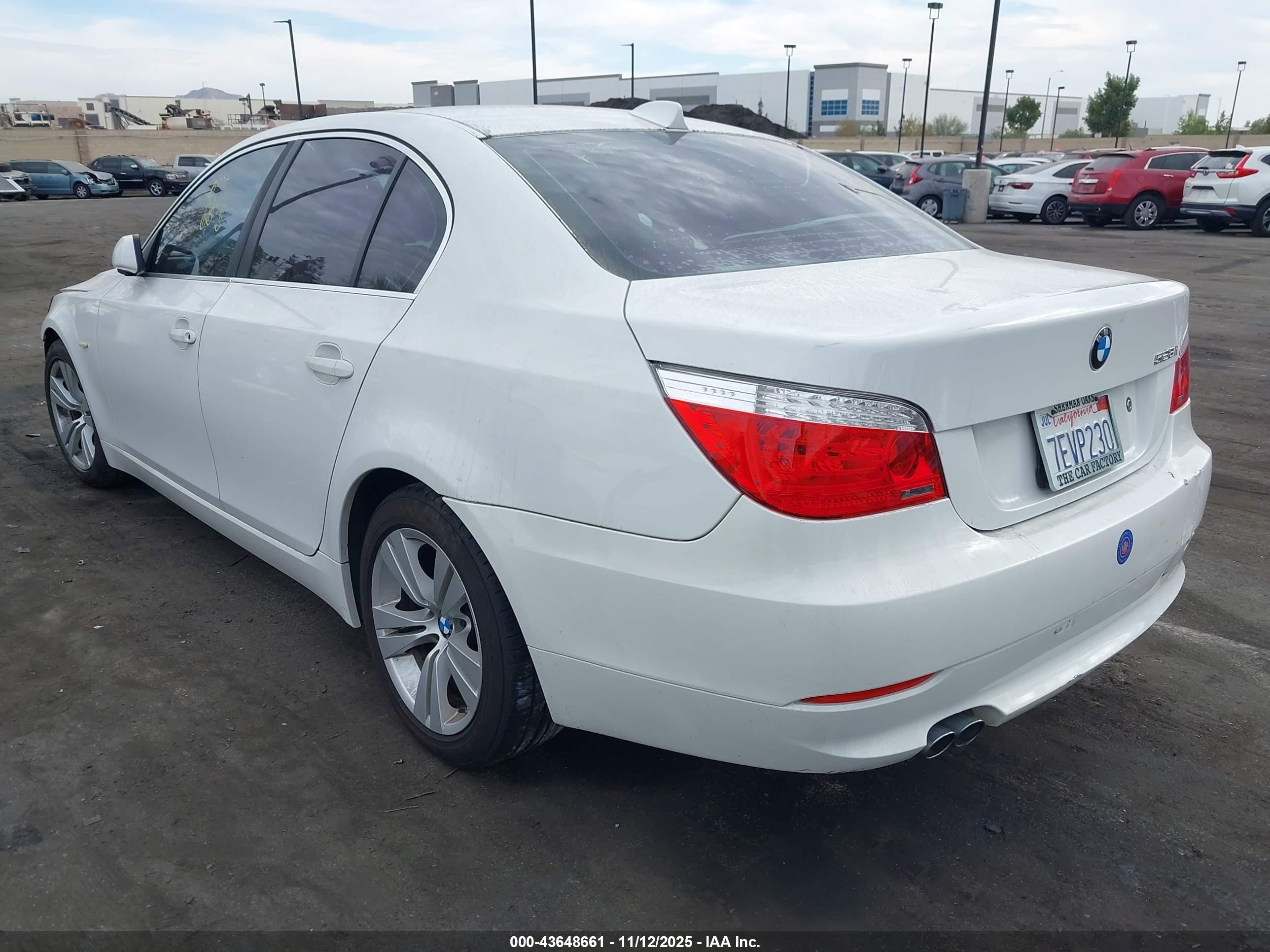 2009 Bmw 528i   White vin: WBANU53519C117464