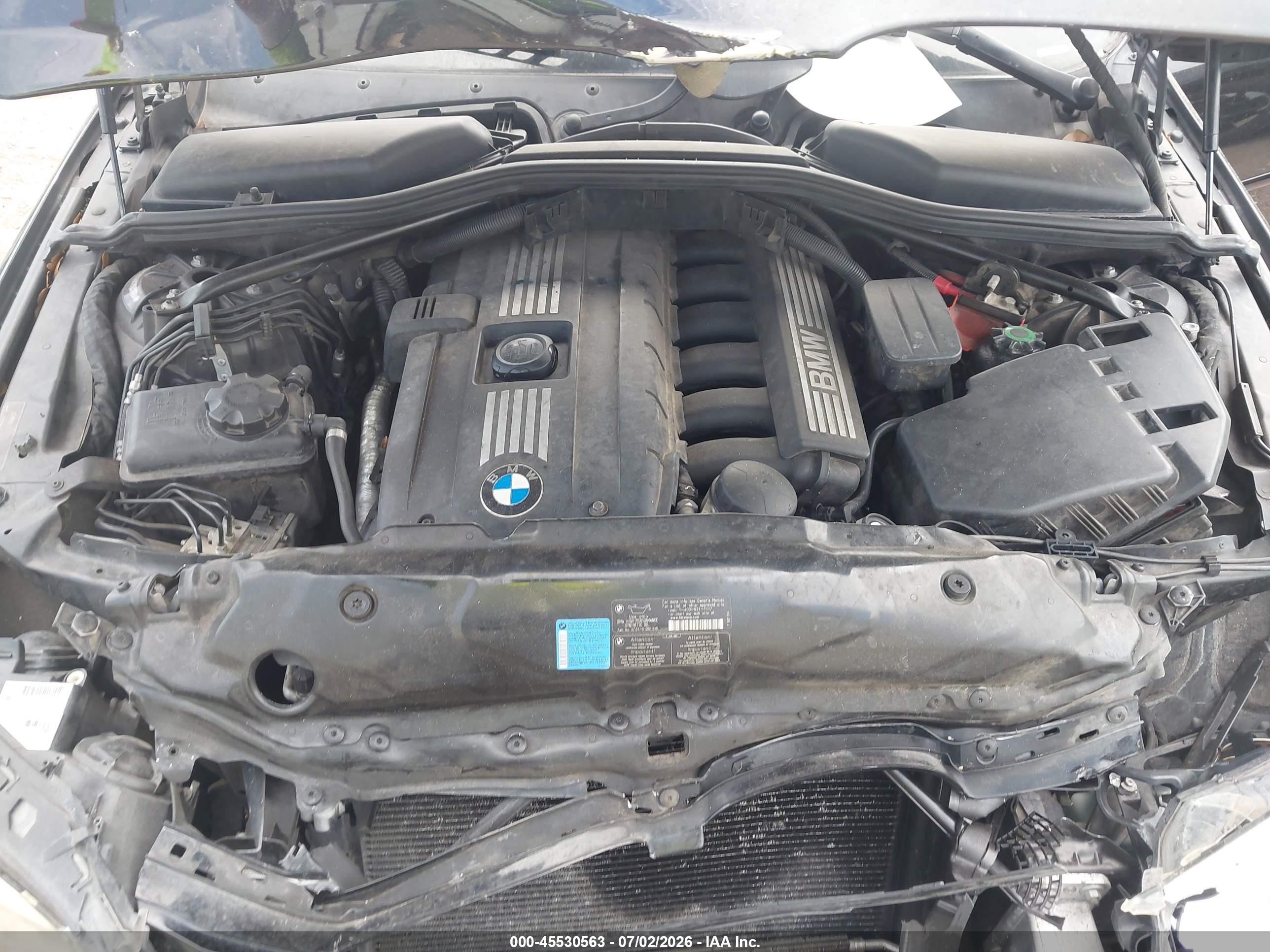2008 Bmw 528i   Black vin: WBANU53528CT08504