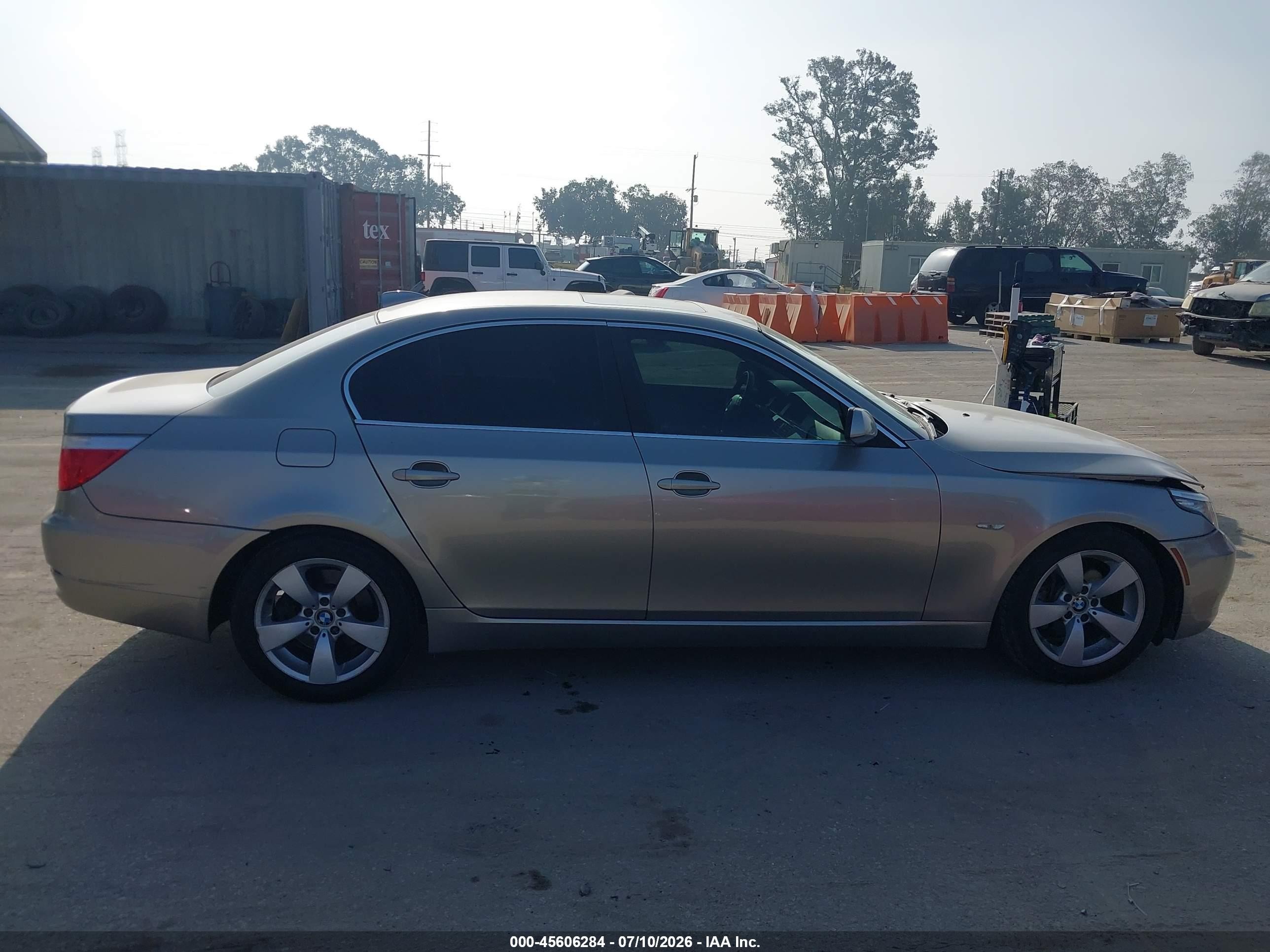 2008 Bmw 528i   Champagne vin: WBANU53538CT05417