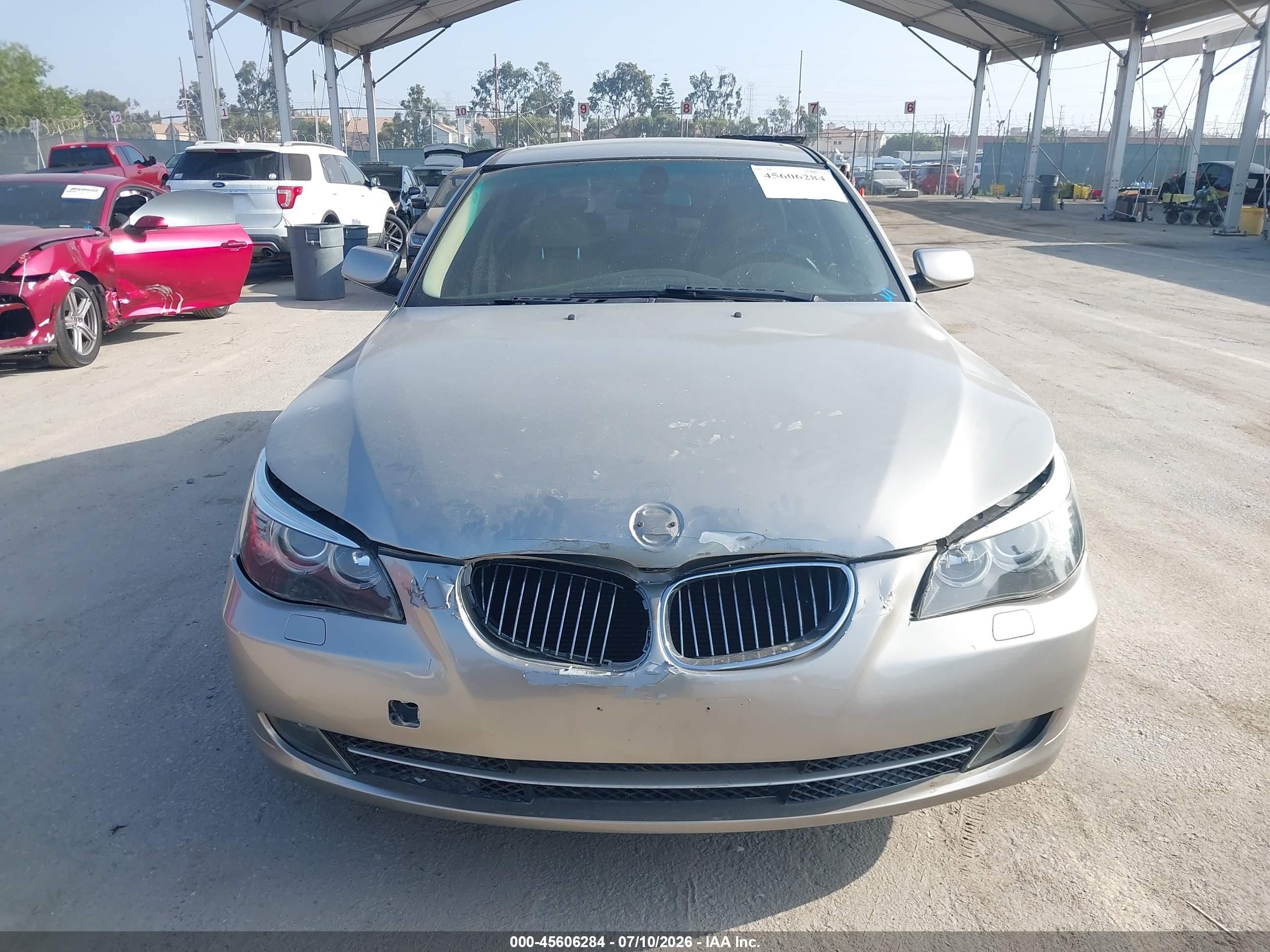 2008 Bmw 528i   Champagne vin: WBANU53538CT05417