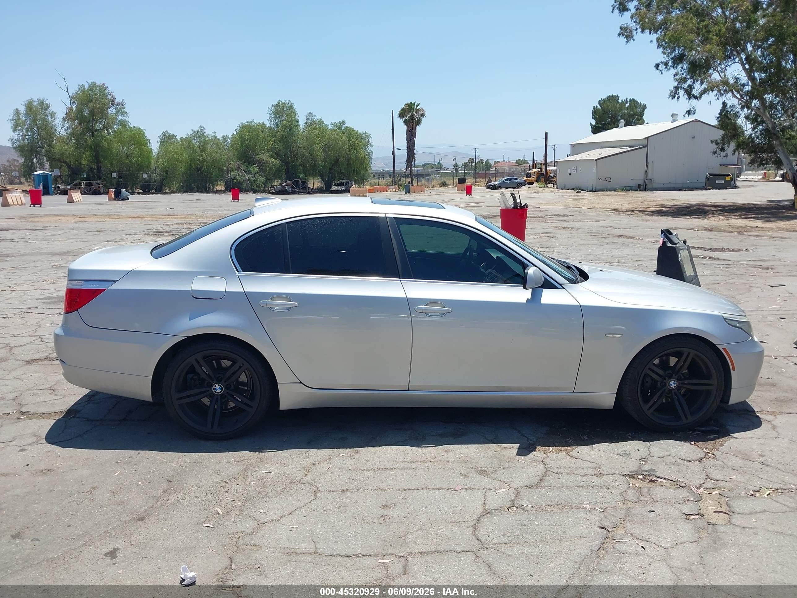 2008 Bmw 528i   Silver vin: WBANU53548C116565