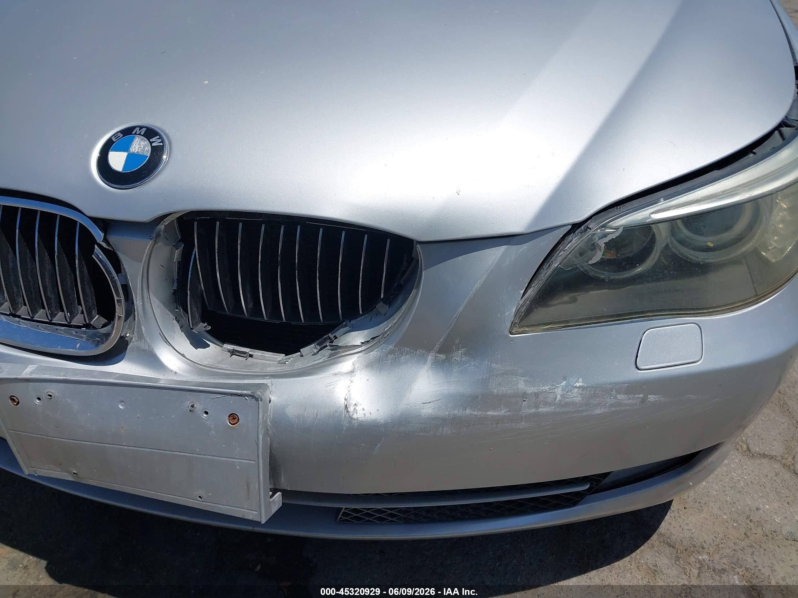 2008 Bmw 528i   Silver vin: WBANU53548C116565