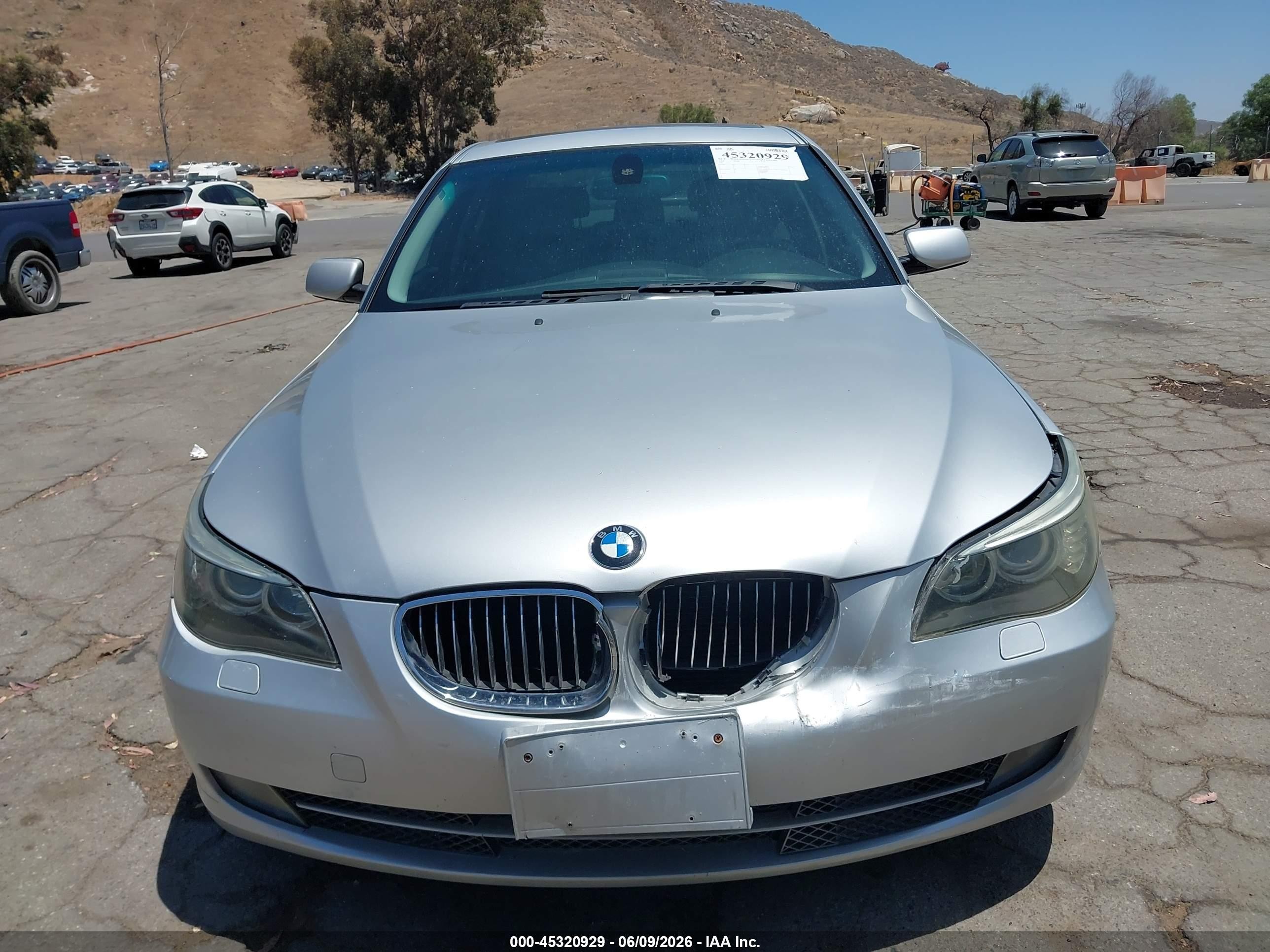 2008 Bmw 528i   Silver vin: WBANU53548C116565
