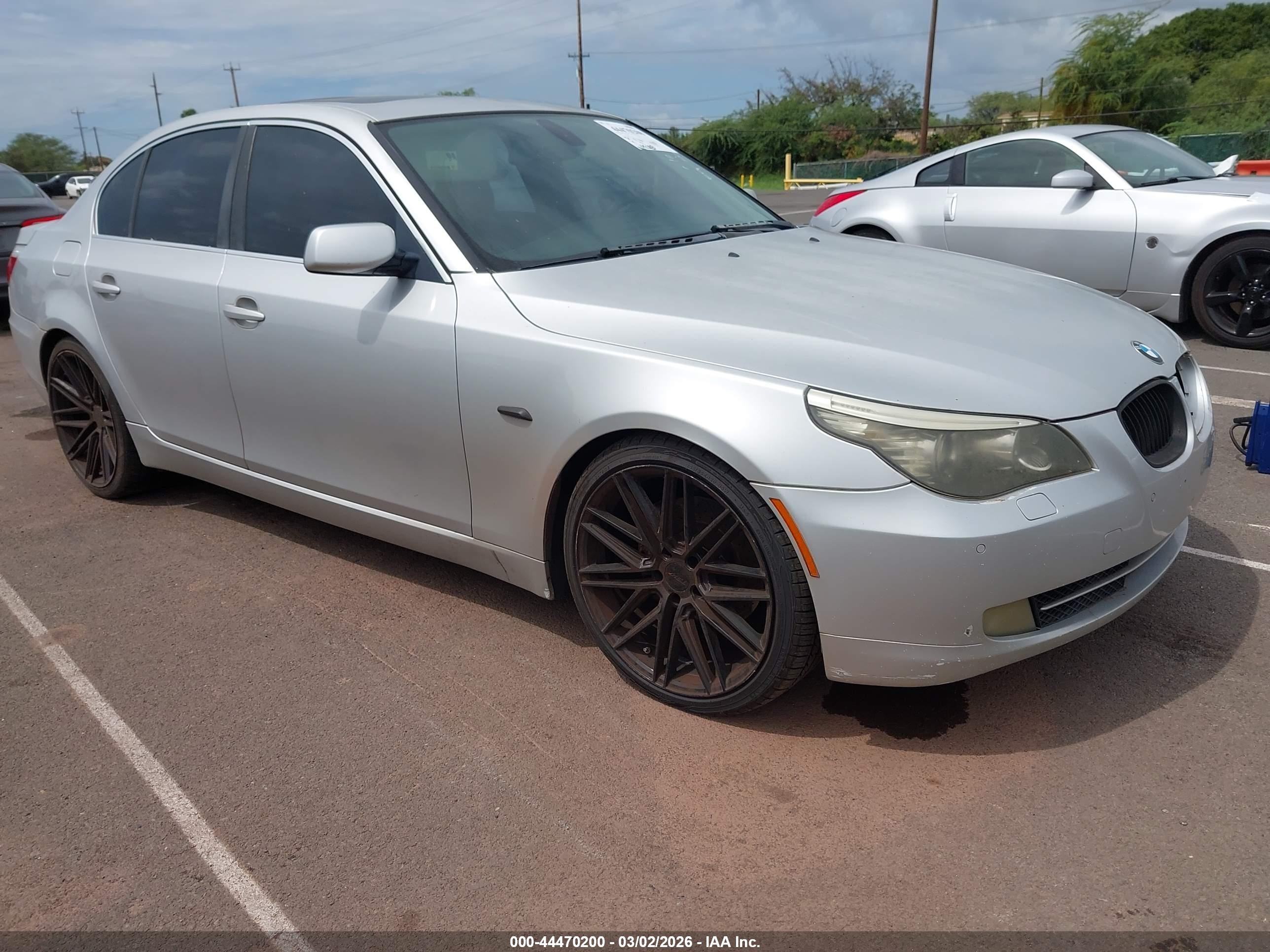 2008 Bmw 528i   Silver vin: WBANU53548CT03367