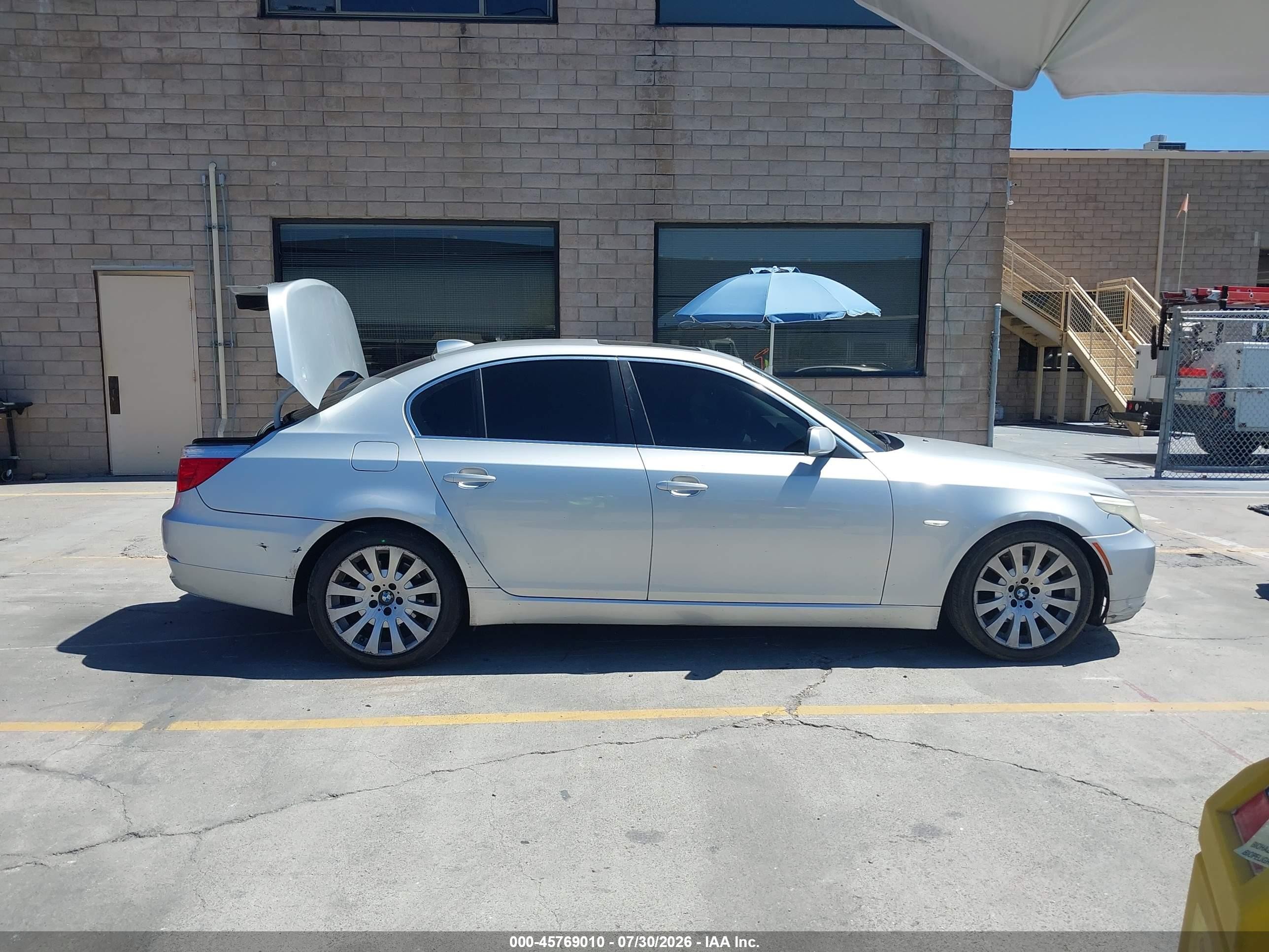 2008 Bmw 528i   Gray vin: WBANU53548CT09914