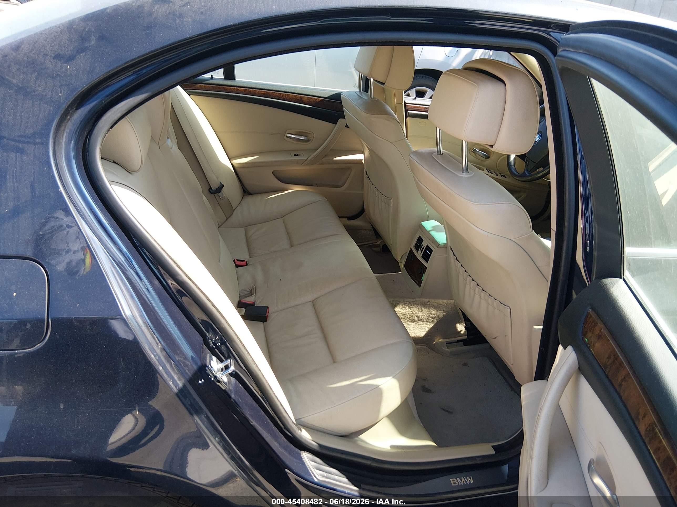 2009 Bmw 528i   Dark Blue vin: WBANU53549C120164