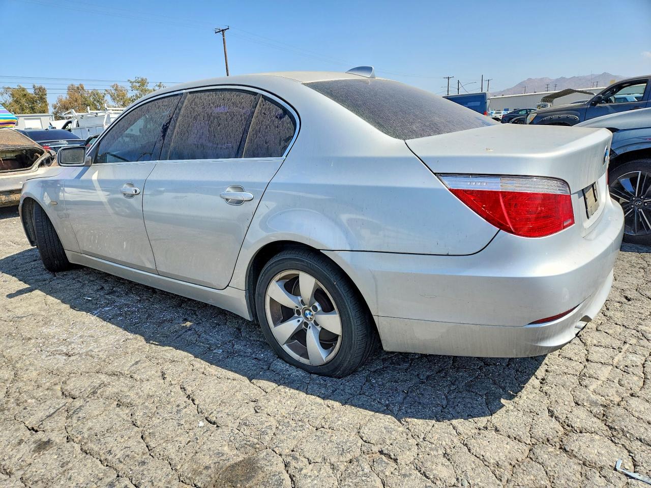2008 Bmw 528 I Silver vin: WBANU53568CT11857