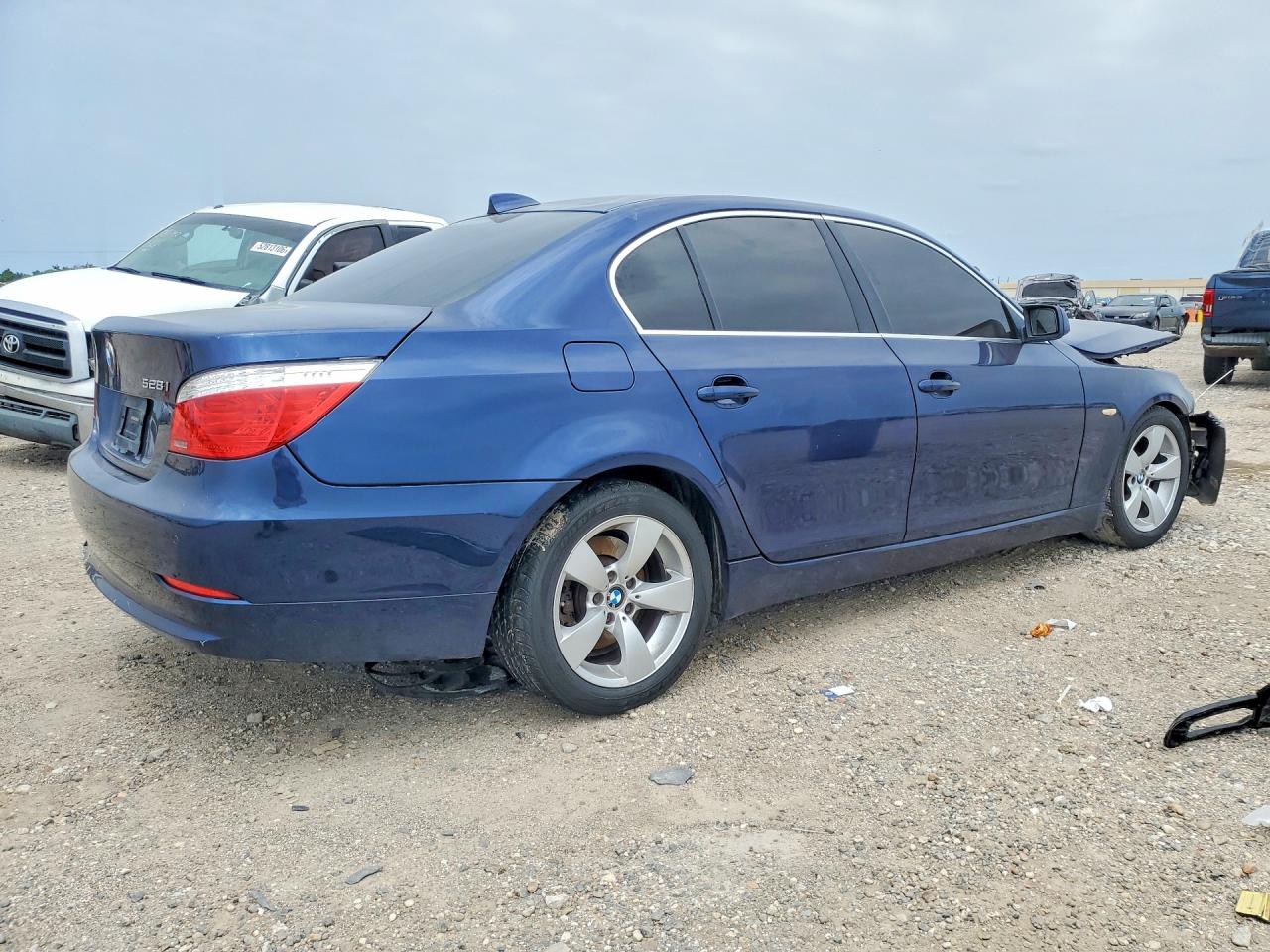 2008 Bmw 528 I Синий vin: WBANU53578CT01175