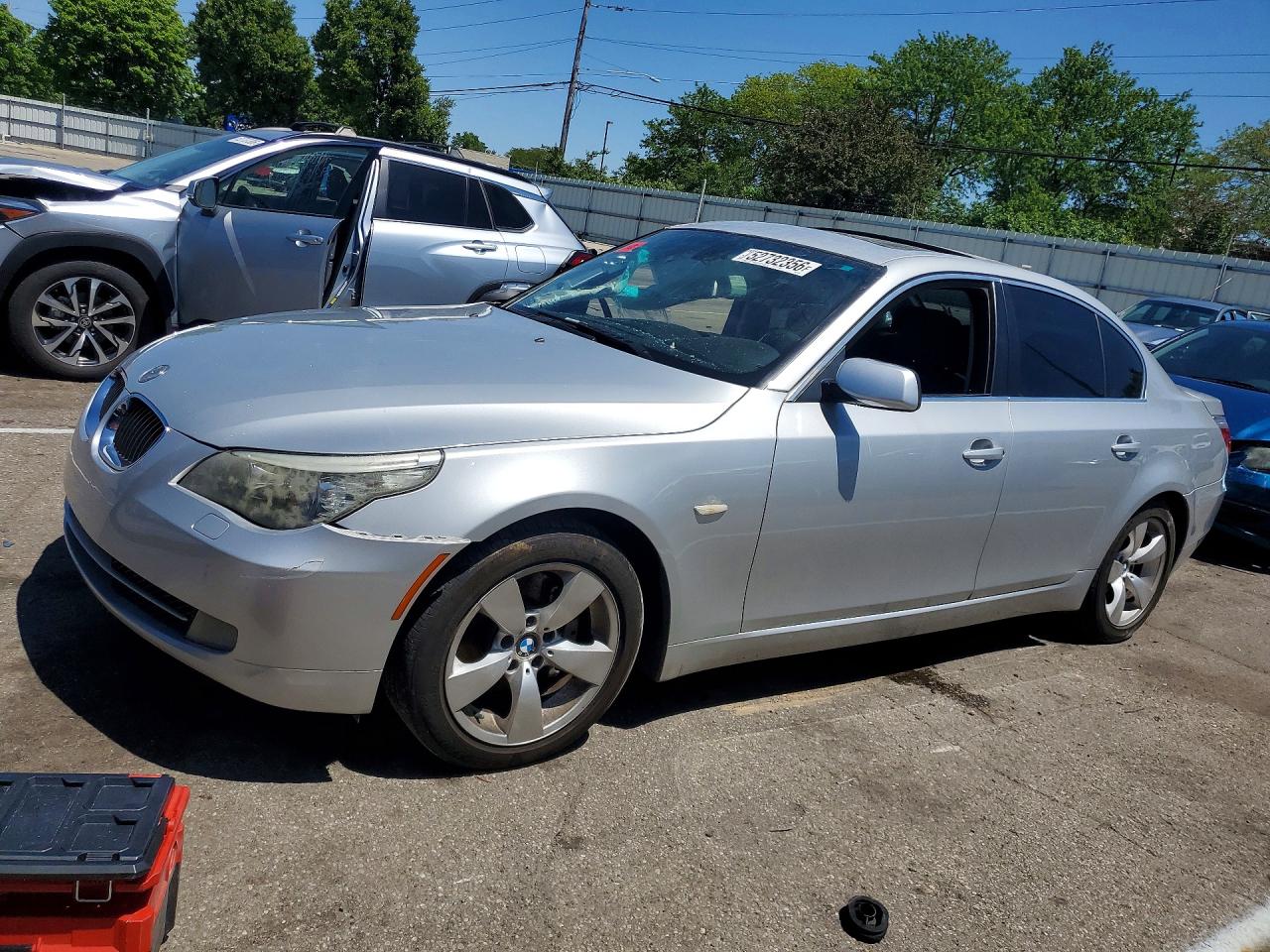 2008 Bmw 528 I Silver vin: WBANU53578CT03282