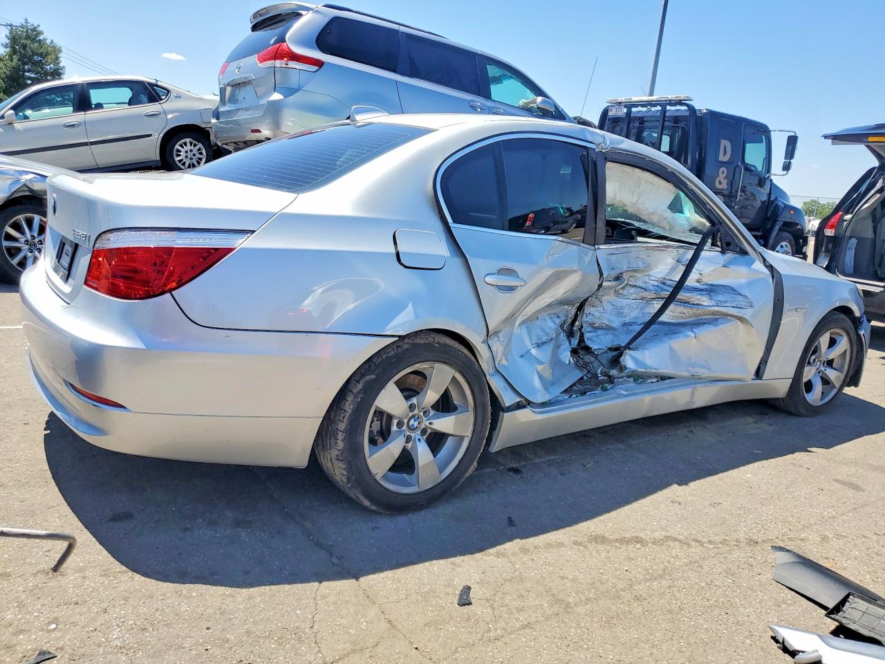 2008 Bmw 528 I Silver vin: WBANU53578CT03282