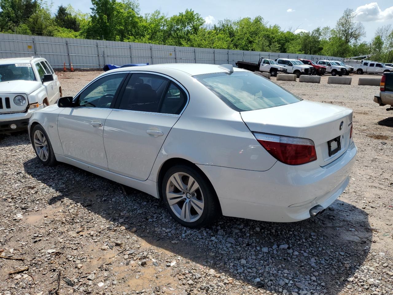 2009 Bmw 528 I White vin: WBANU53579C120532