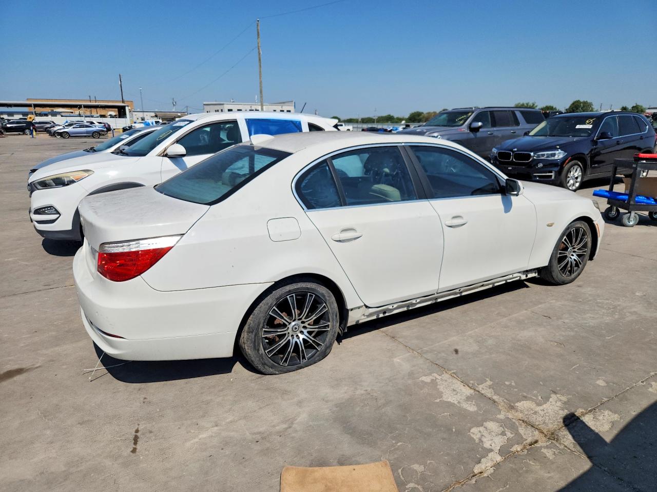 2008 Bmw 528 I White vin: WBANU53588CT05235