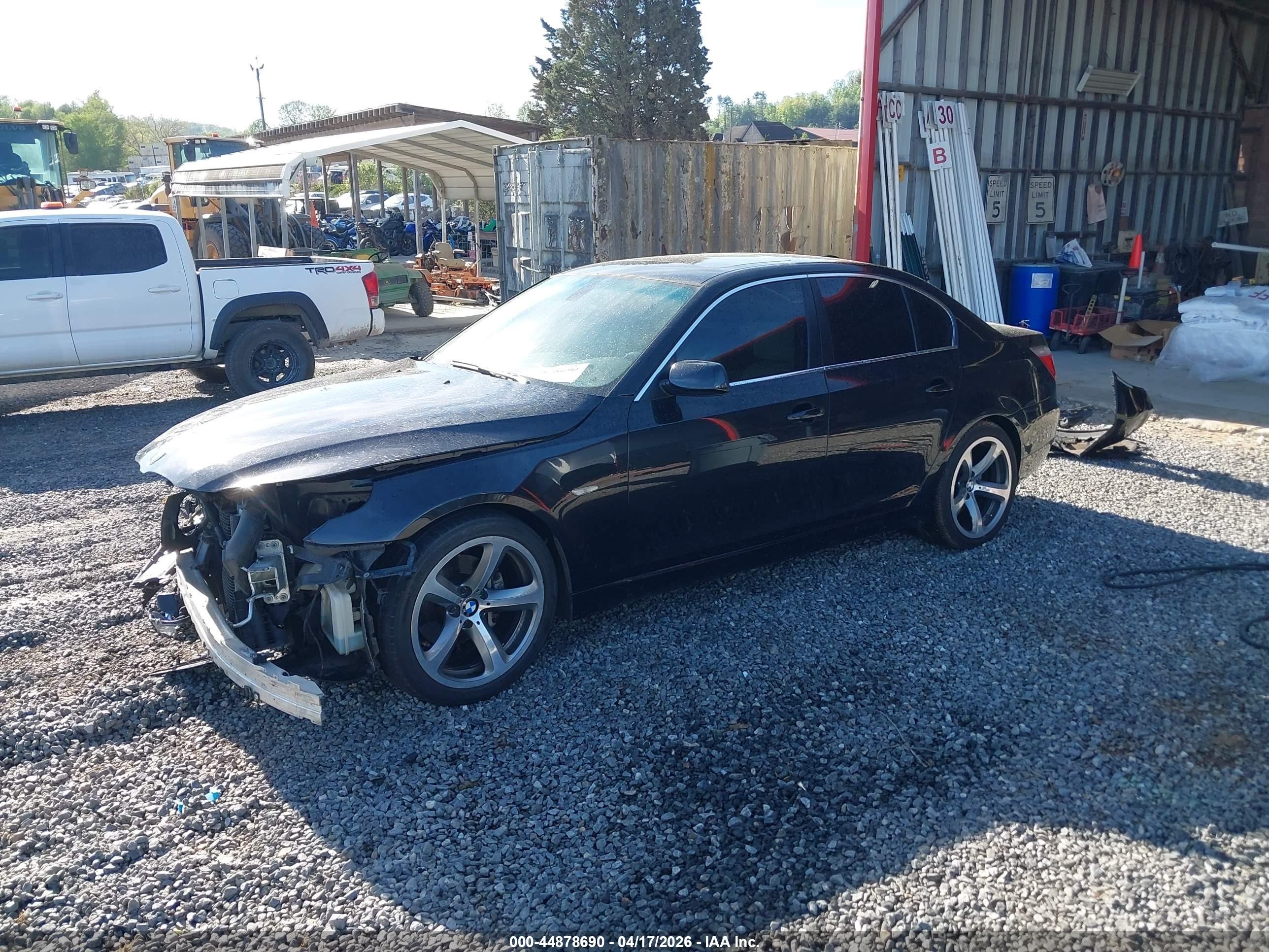 2008 Bmw 528i   Black vin: WBANU53588CT13481