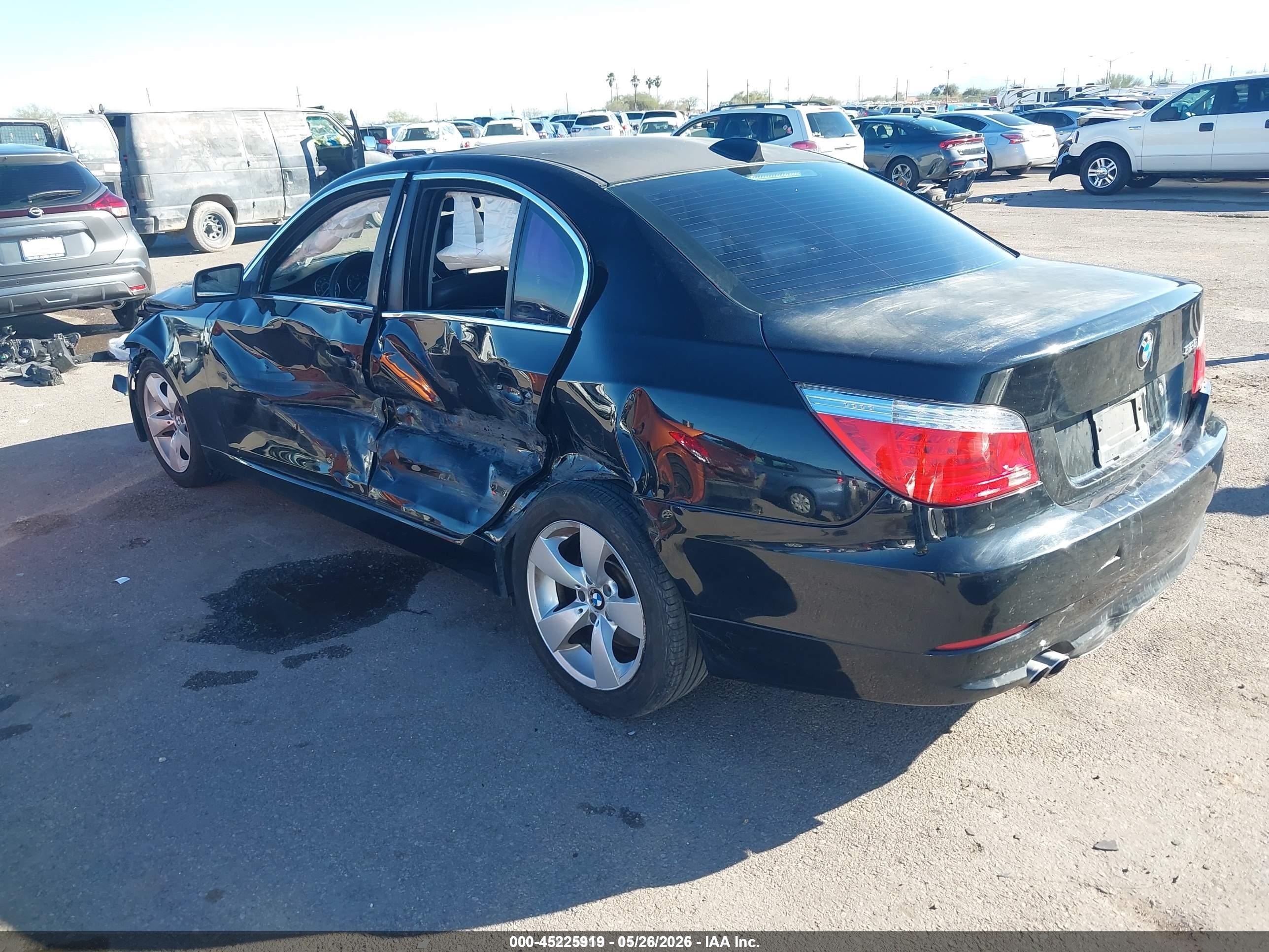 2008 Bmw 528i   Black vin: WBANU53598CT19841
