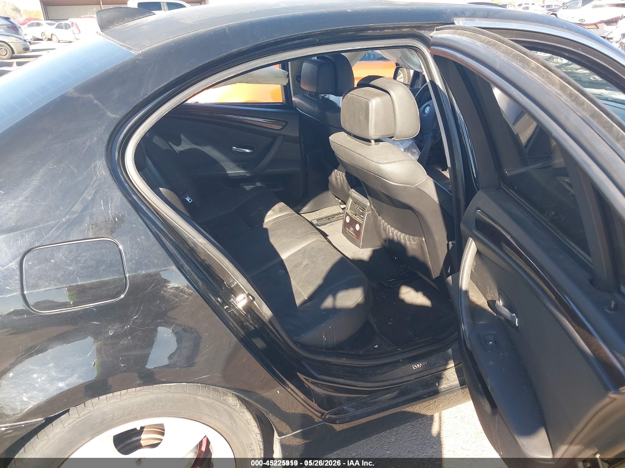 2008 Bmw 528i   Black vin: WBANU53598CT19841