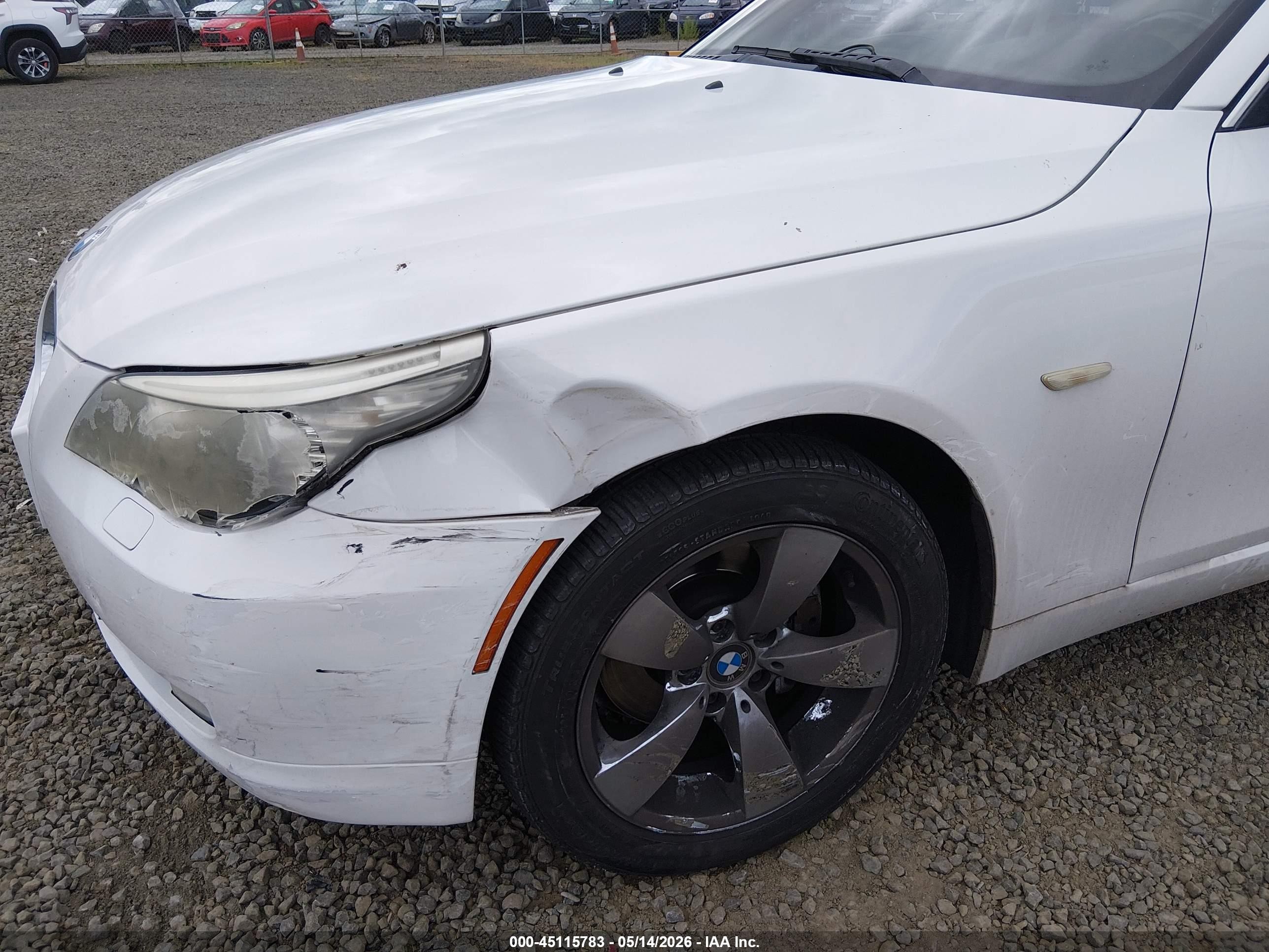 2008 Bmw 528i   White vin: WBANU535X8CT04314