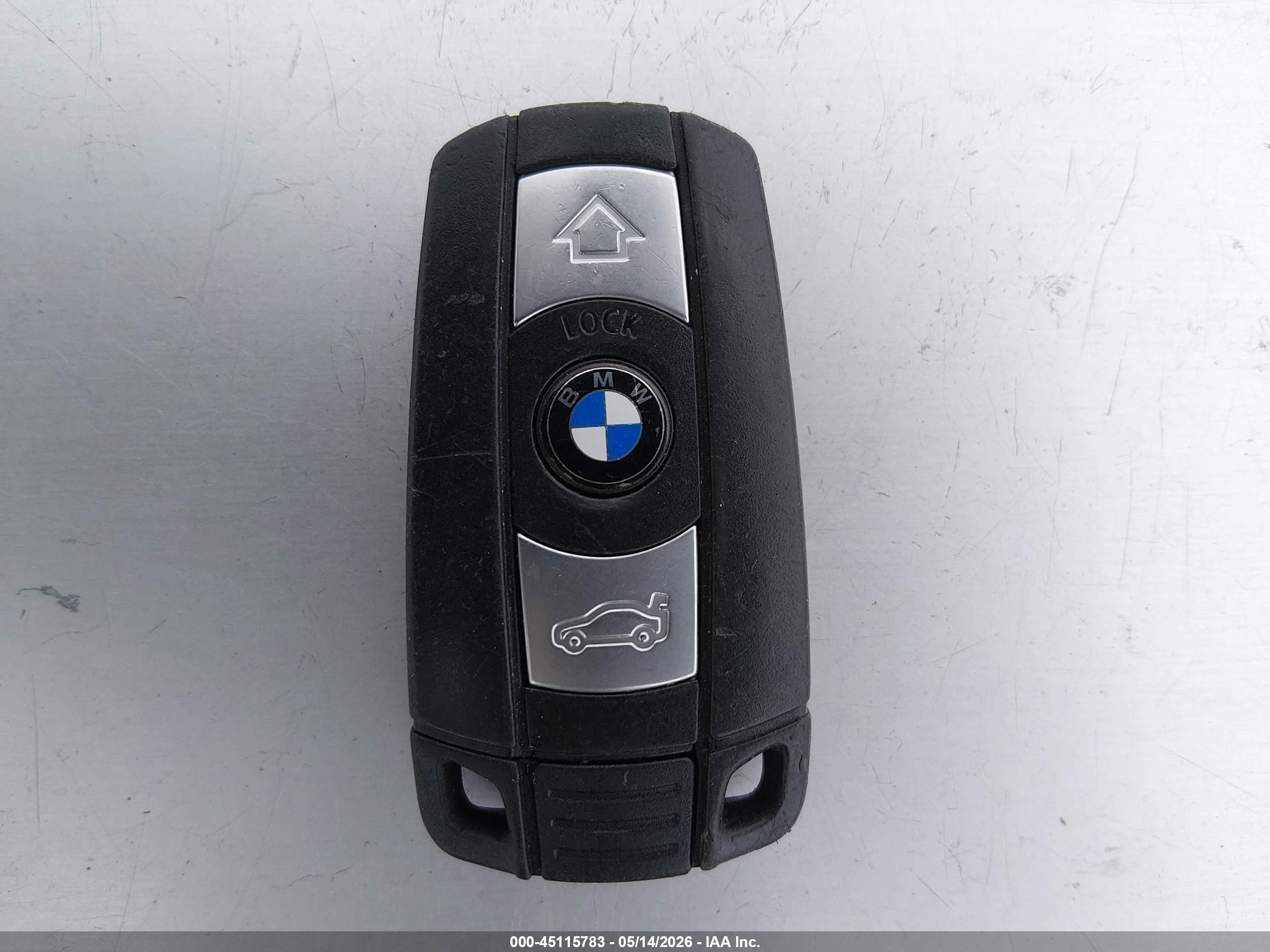2008 Bmw 528i   White vin: WBANU535X8CT04314