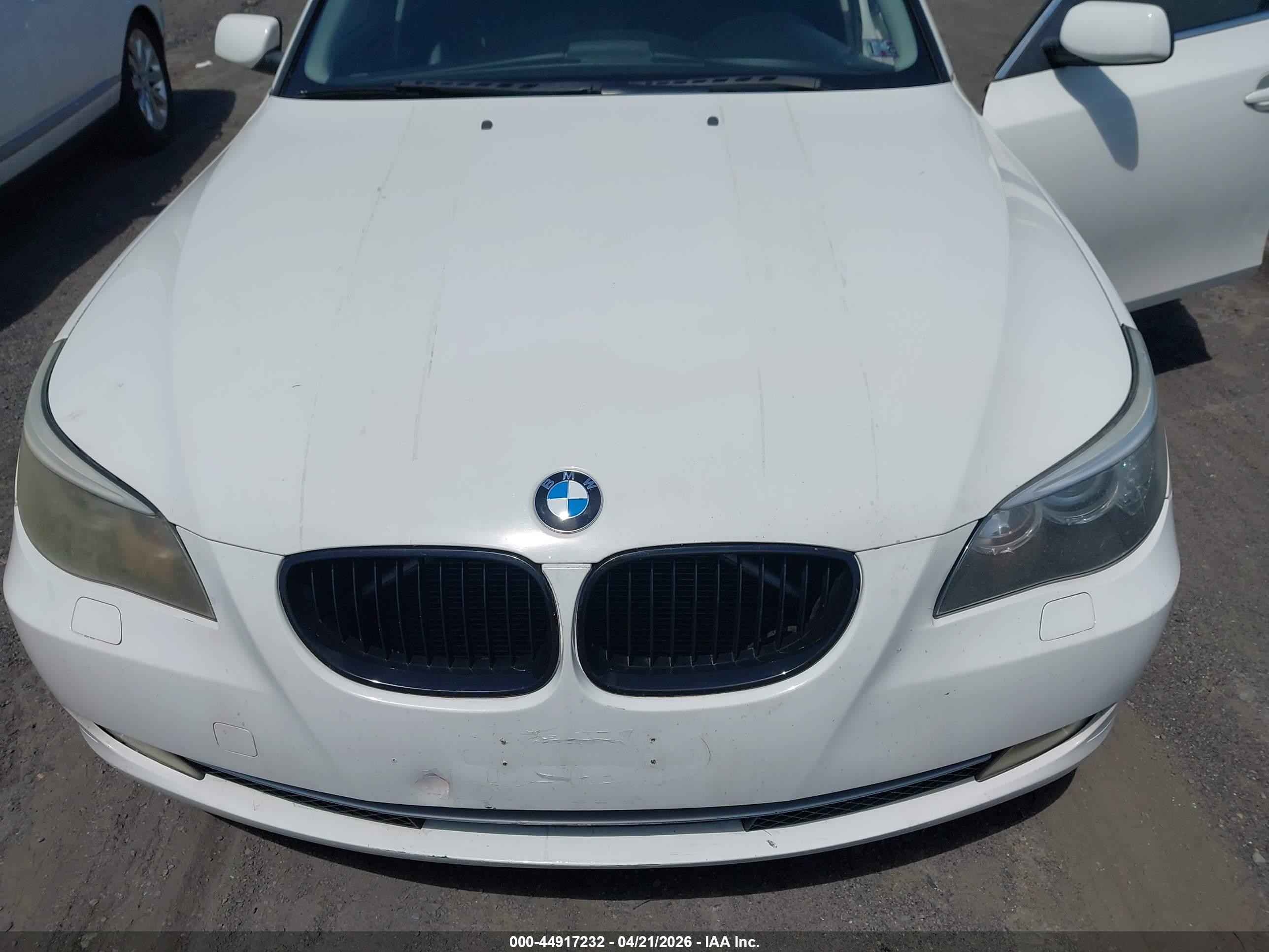 2010 Bmw 528i   White vin: WBANU5C51AC128923