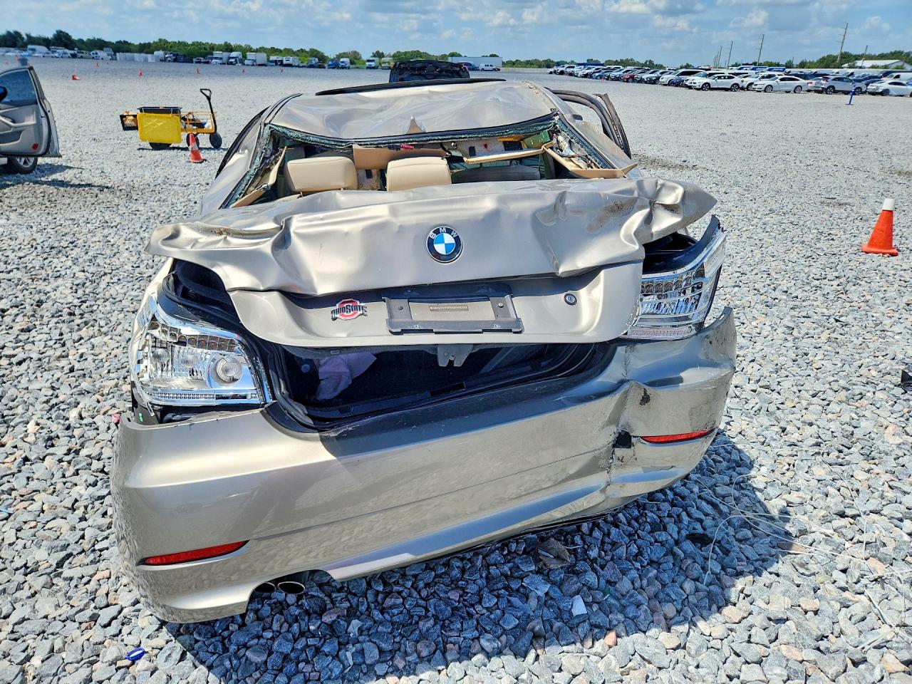 2010 Bmw 528 I Tan vin: WBANU5C51AC365475