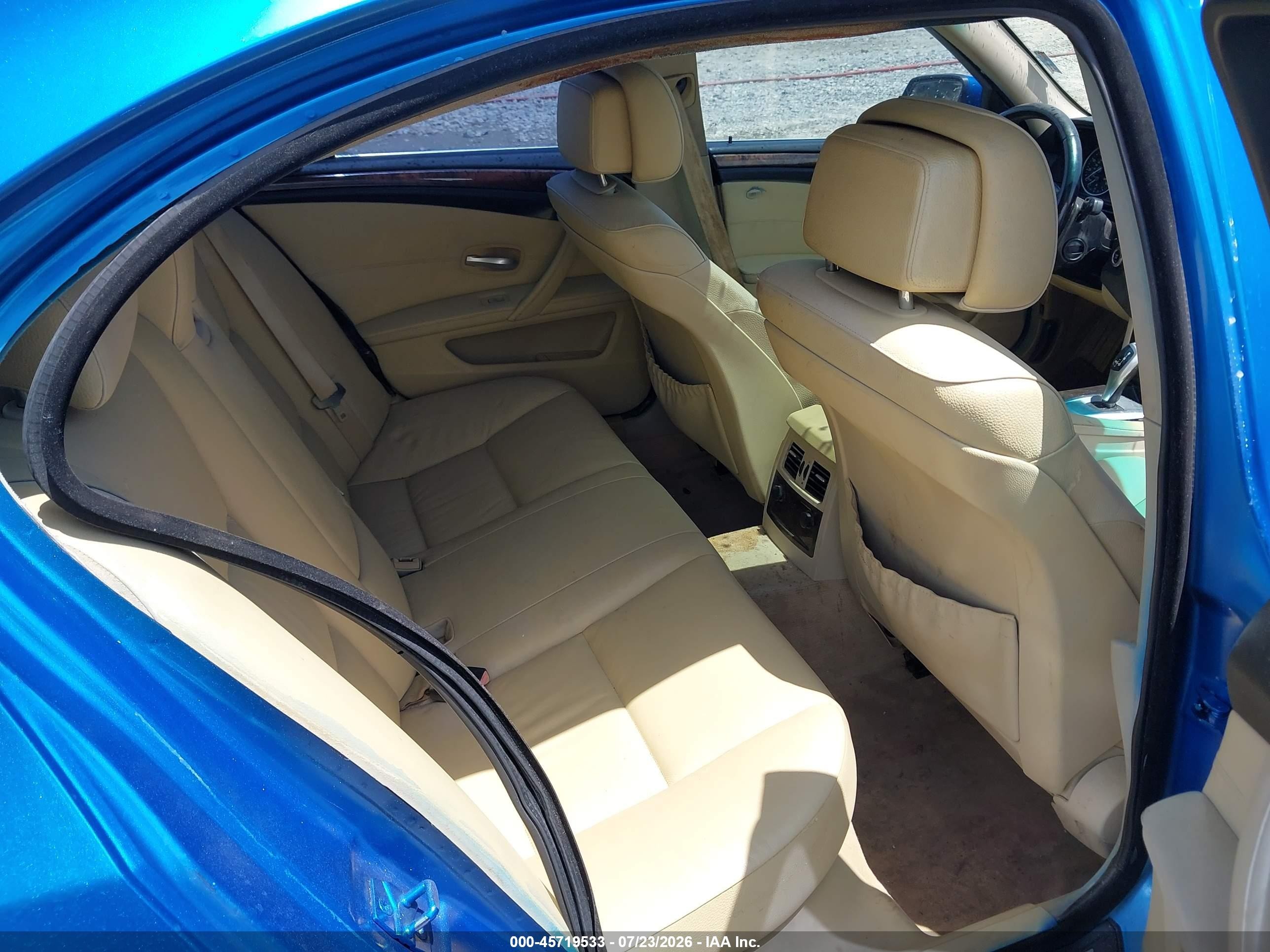 2010 Bmw 528i   Blue vin: WBANU5C51AC365833