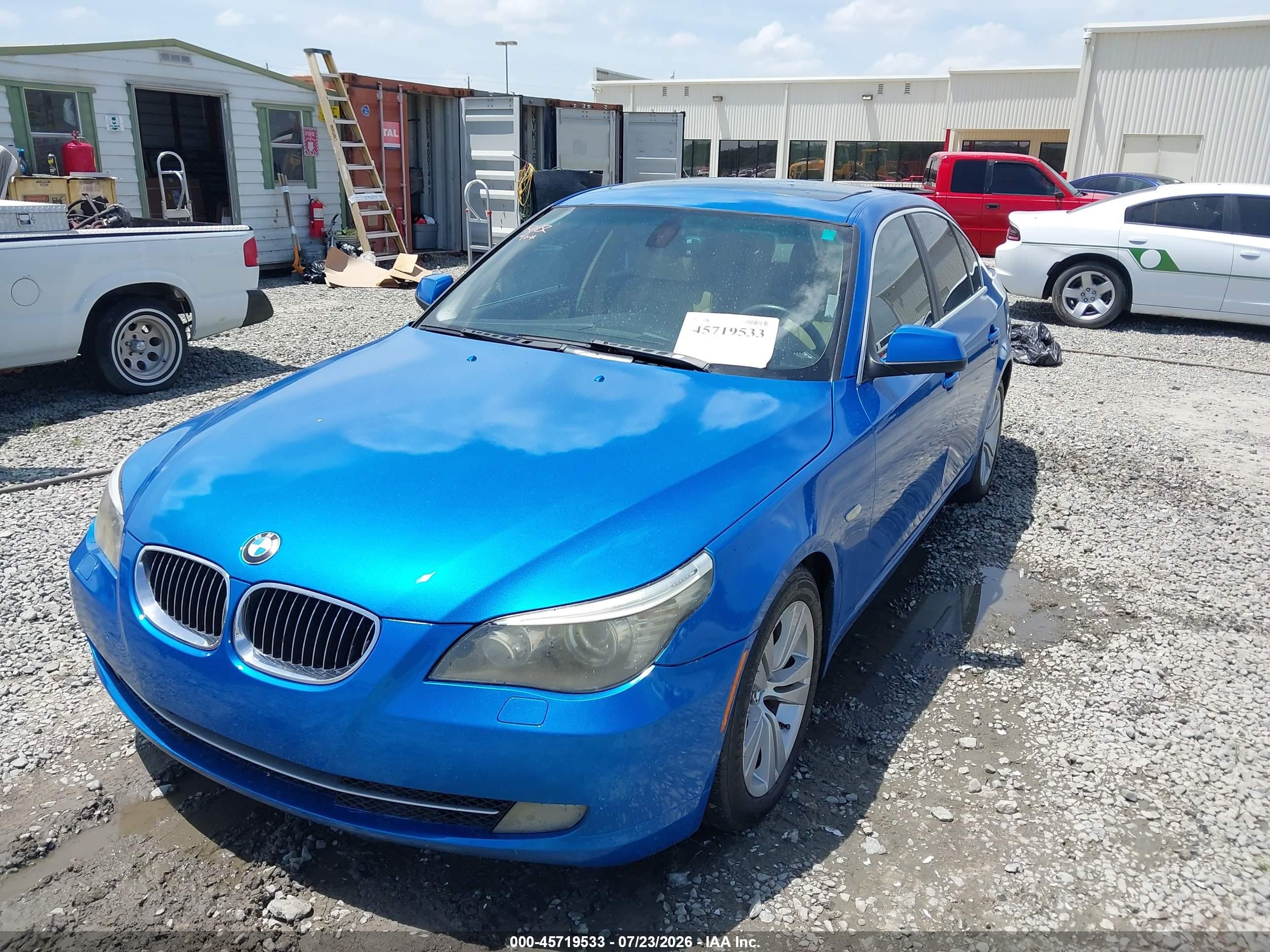 2010 Bmw 528i   Blue vin: WBANU5C51AC365833