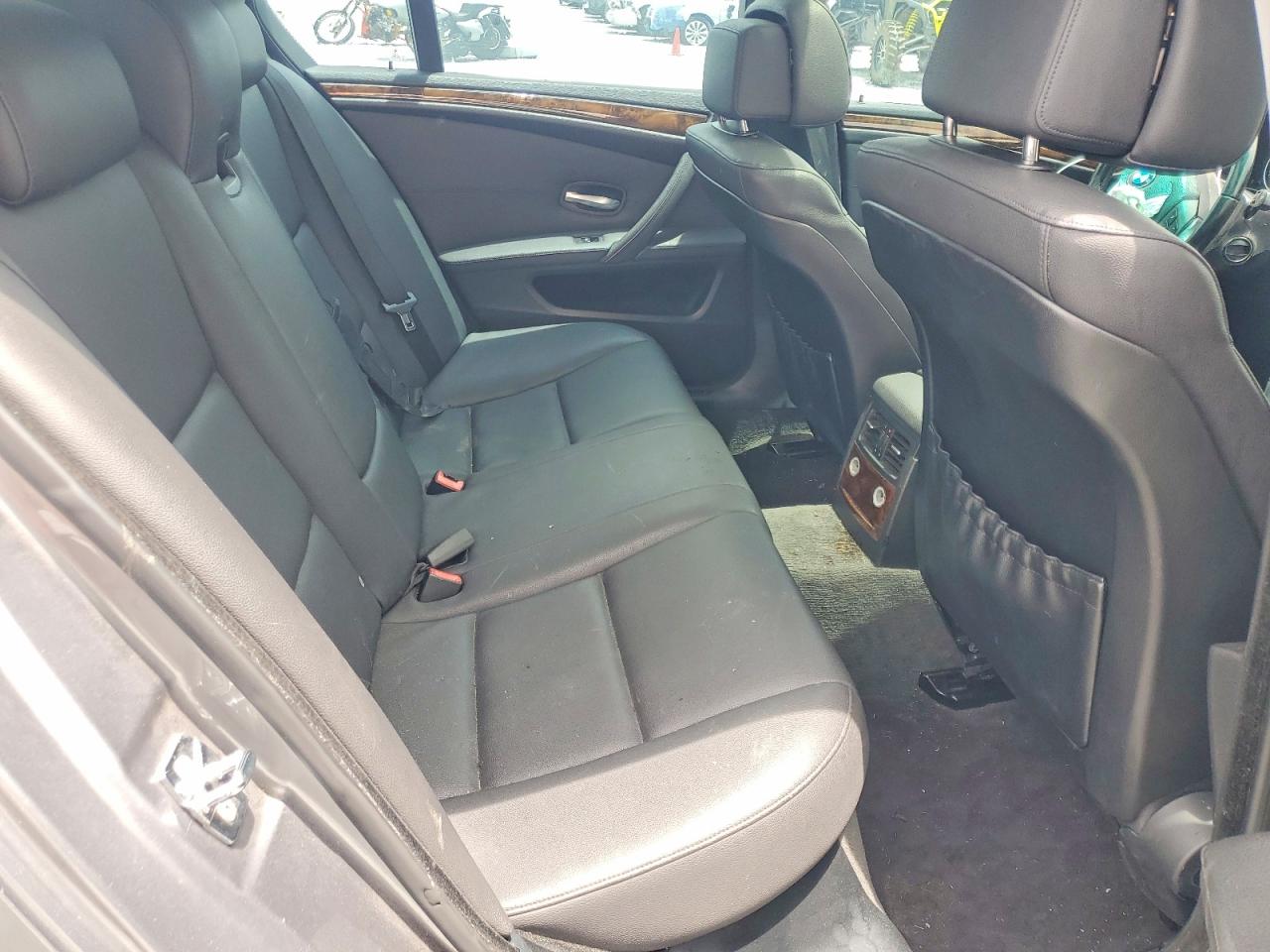 2010 Bmw 528 I Silver vin: WBANU5C52AC124489