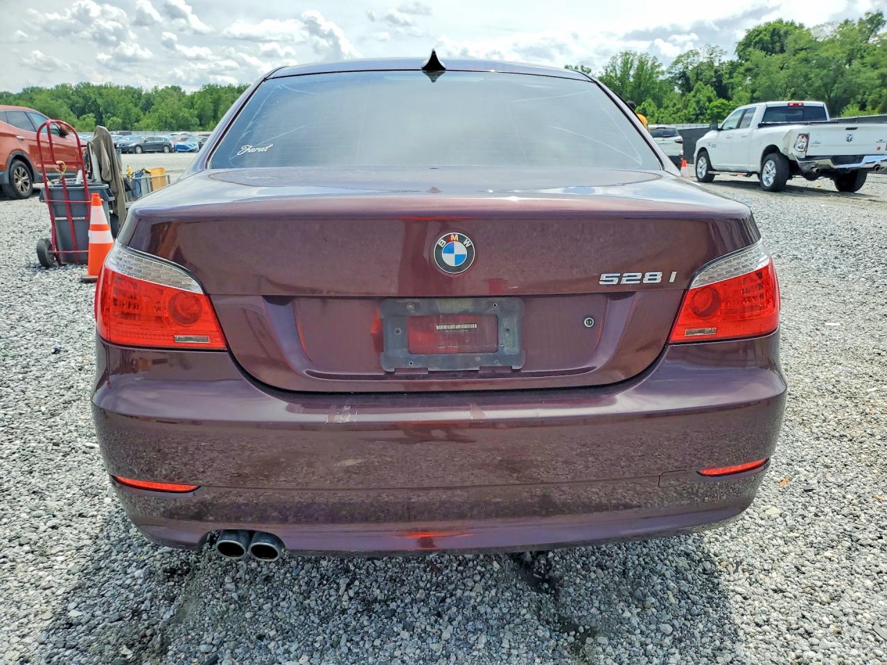 2010 Bmw 528 I Burgundy vin: WBANU5C53AC364165