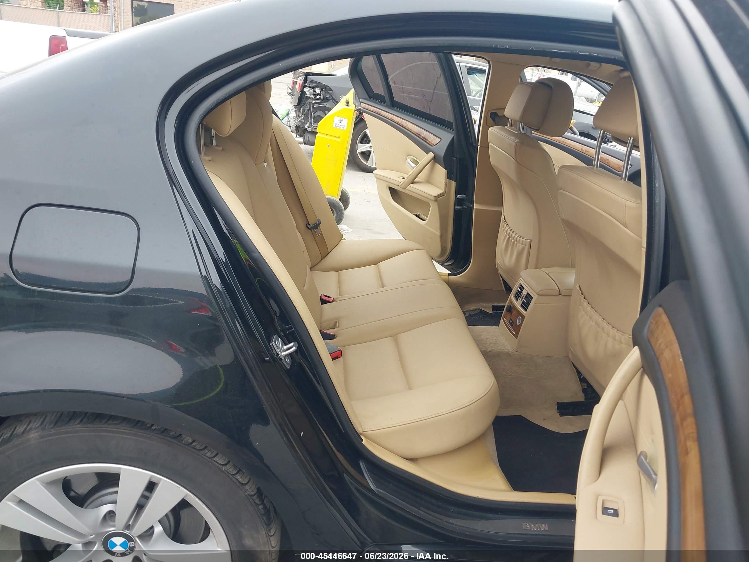 2010 Bmw 528i   Черный vin: WBANU5C54AC129290