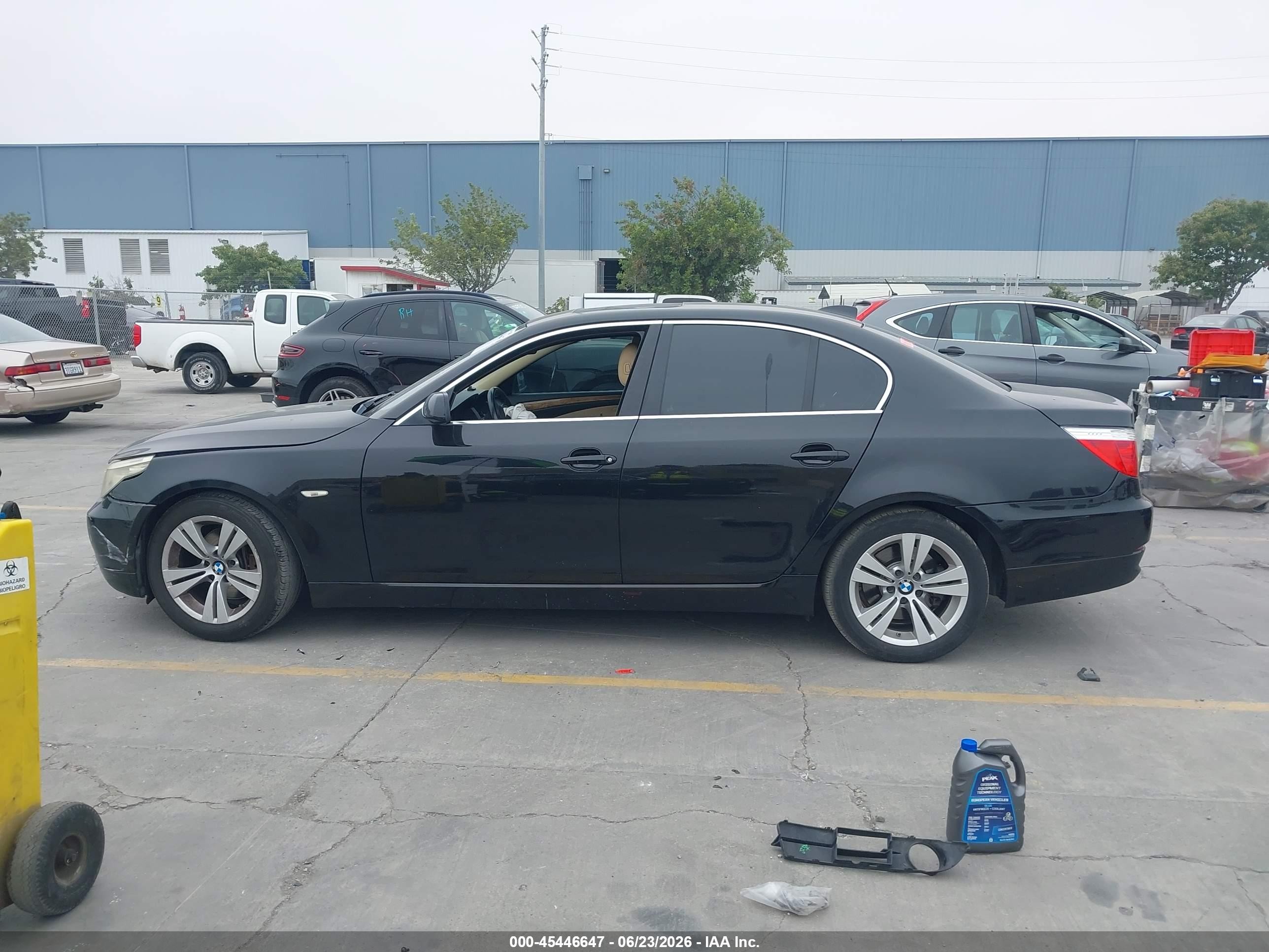 2010 Bmw 528i   Черный vin: WBANU5C54AC129290