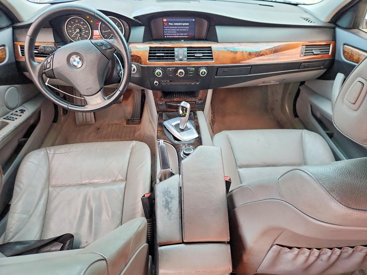 2010 Bmw 528 I Silver vin: WBANU5C54AC364983