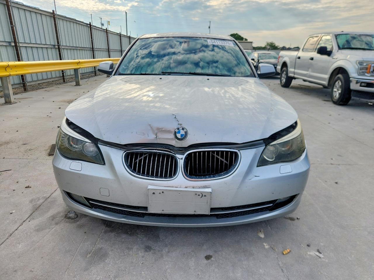 2010 Bmw 528 I Silver vin: WBANU5C54AC364983
