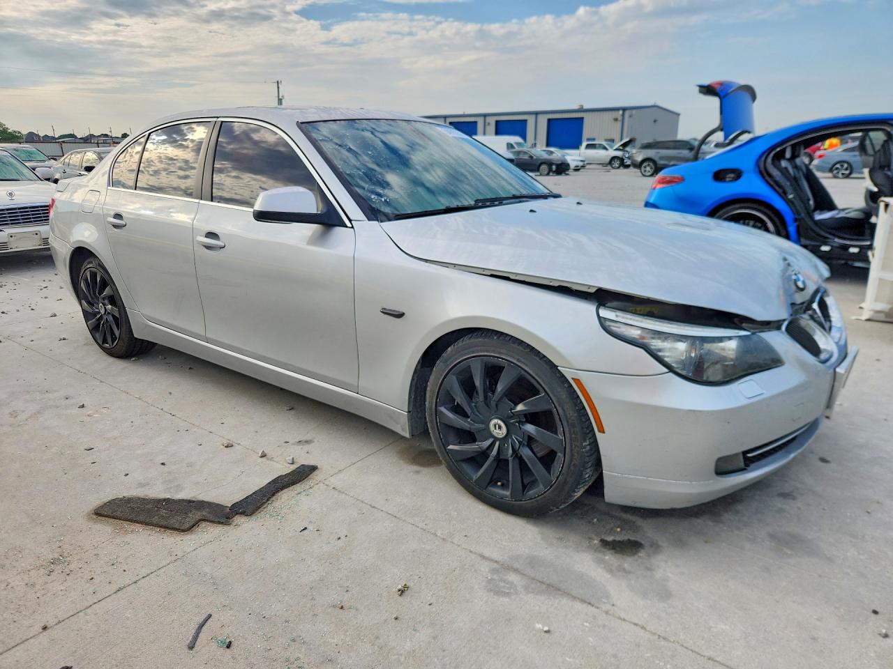 2010 Bmw 528 I Silver vin: WBANU5C54AC364983