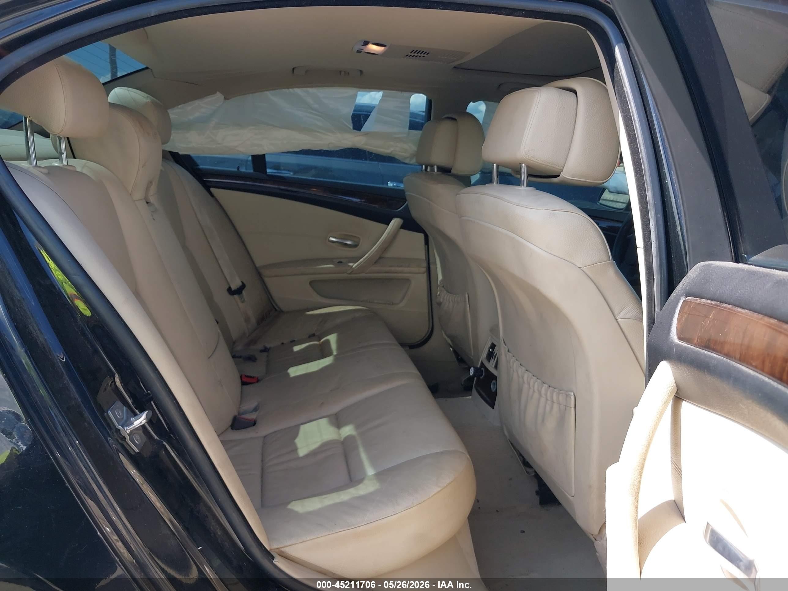 2010 Bmw 528i   Black vin: WBANU5C55AC366337