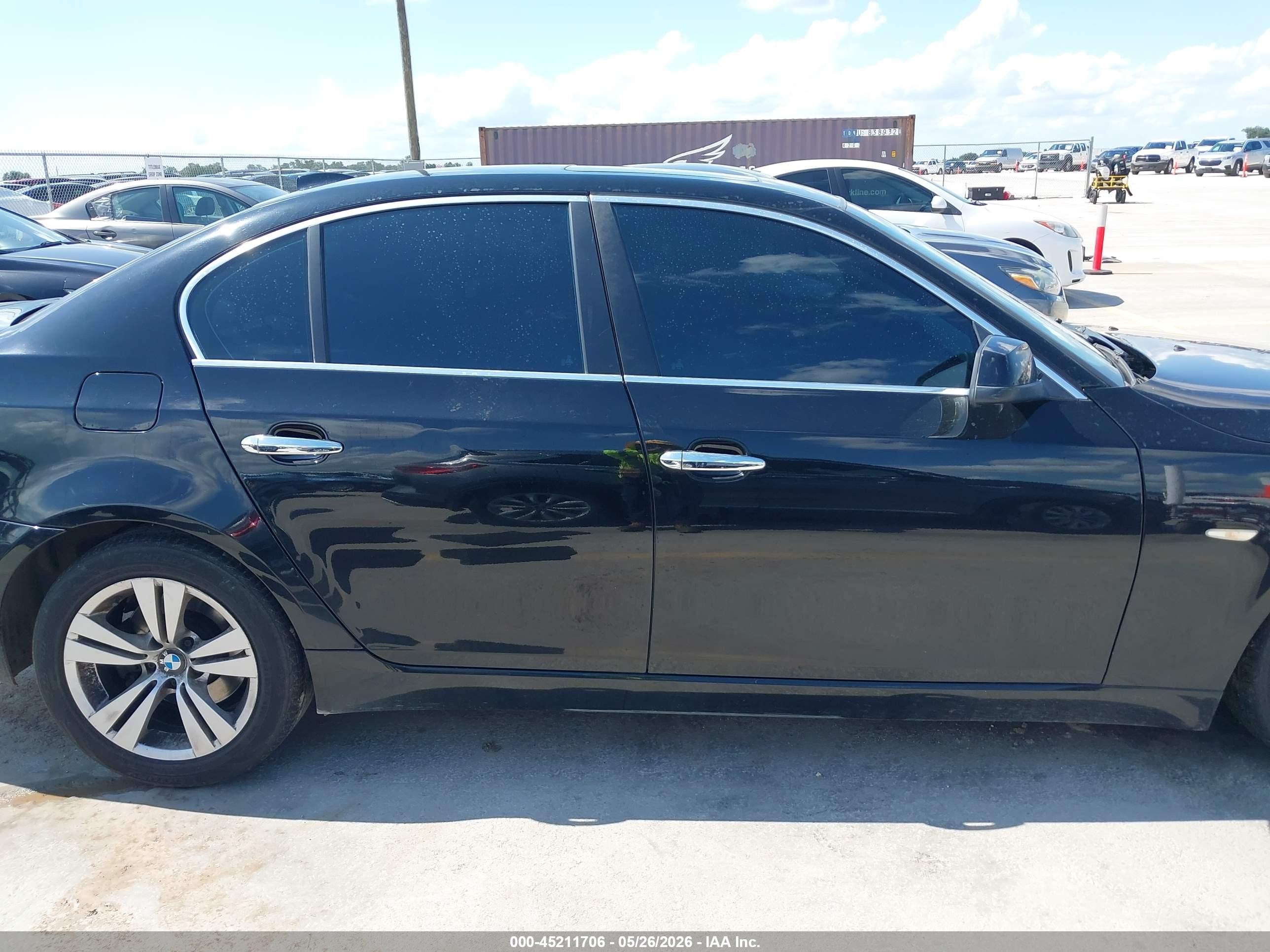 2010 Bmw 528i   Black vin: WBANU5C55AC366337