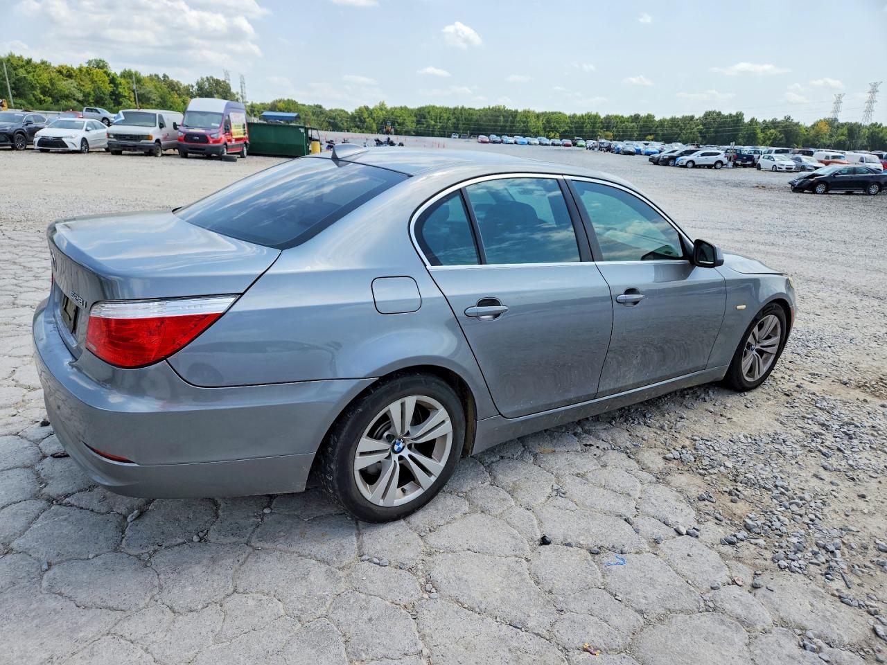 2010 Bmw 528 I Silver vin: WBANU5C57AC460509