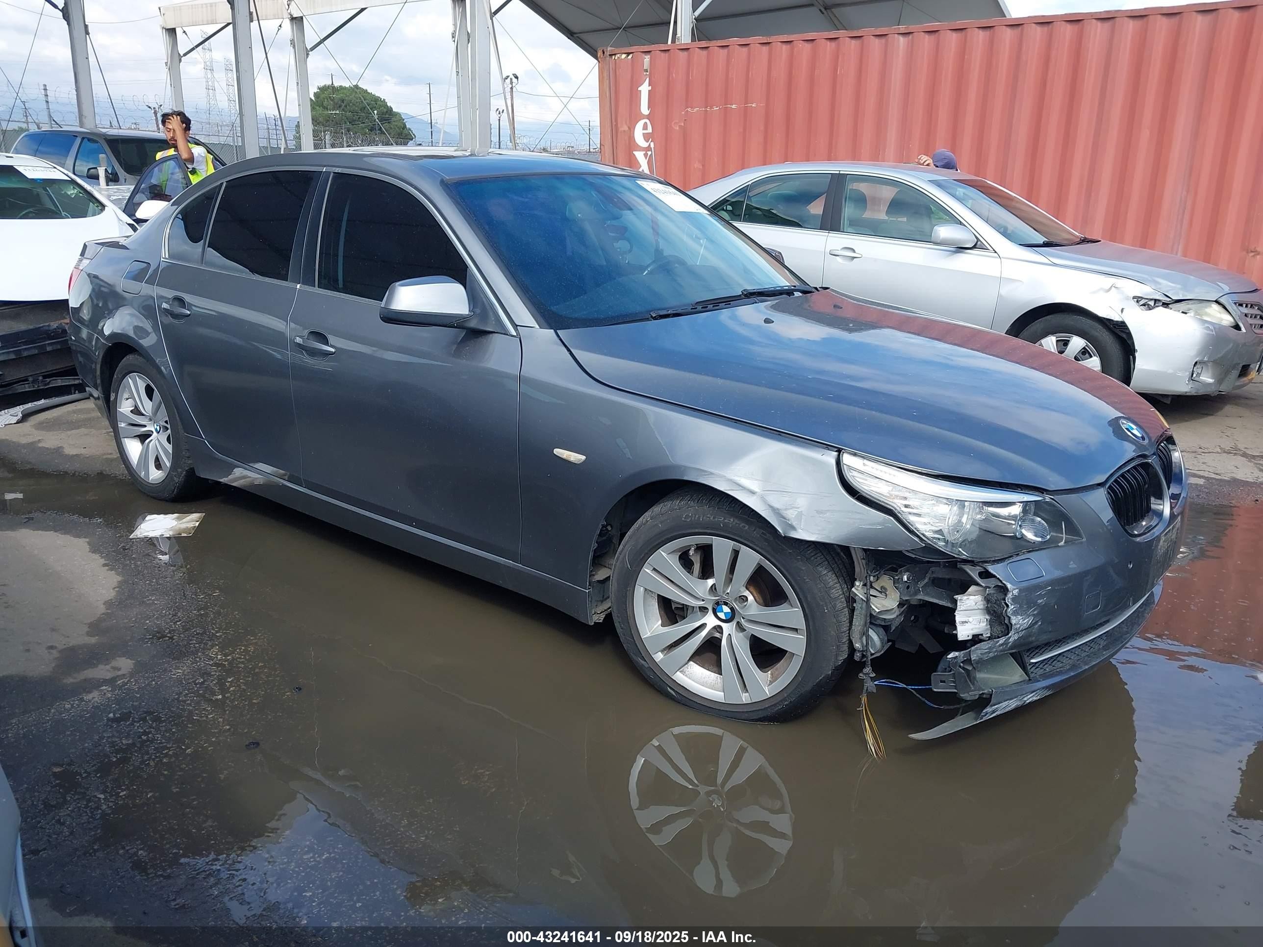 2010 Bmw 528i   Silver vin: WBANU5C58AC129549