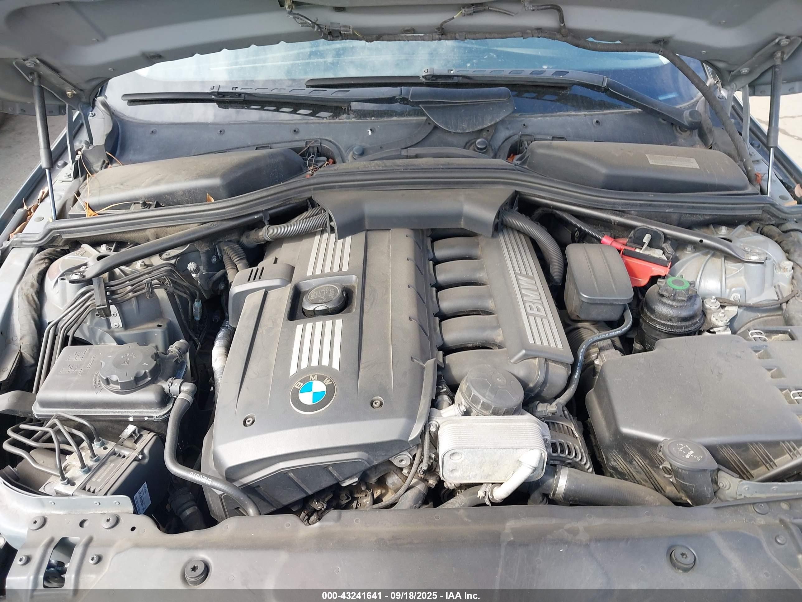 2010 Bmw 528i   Silver vin: WBANU5C58AC129549