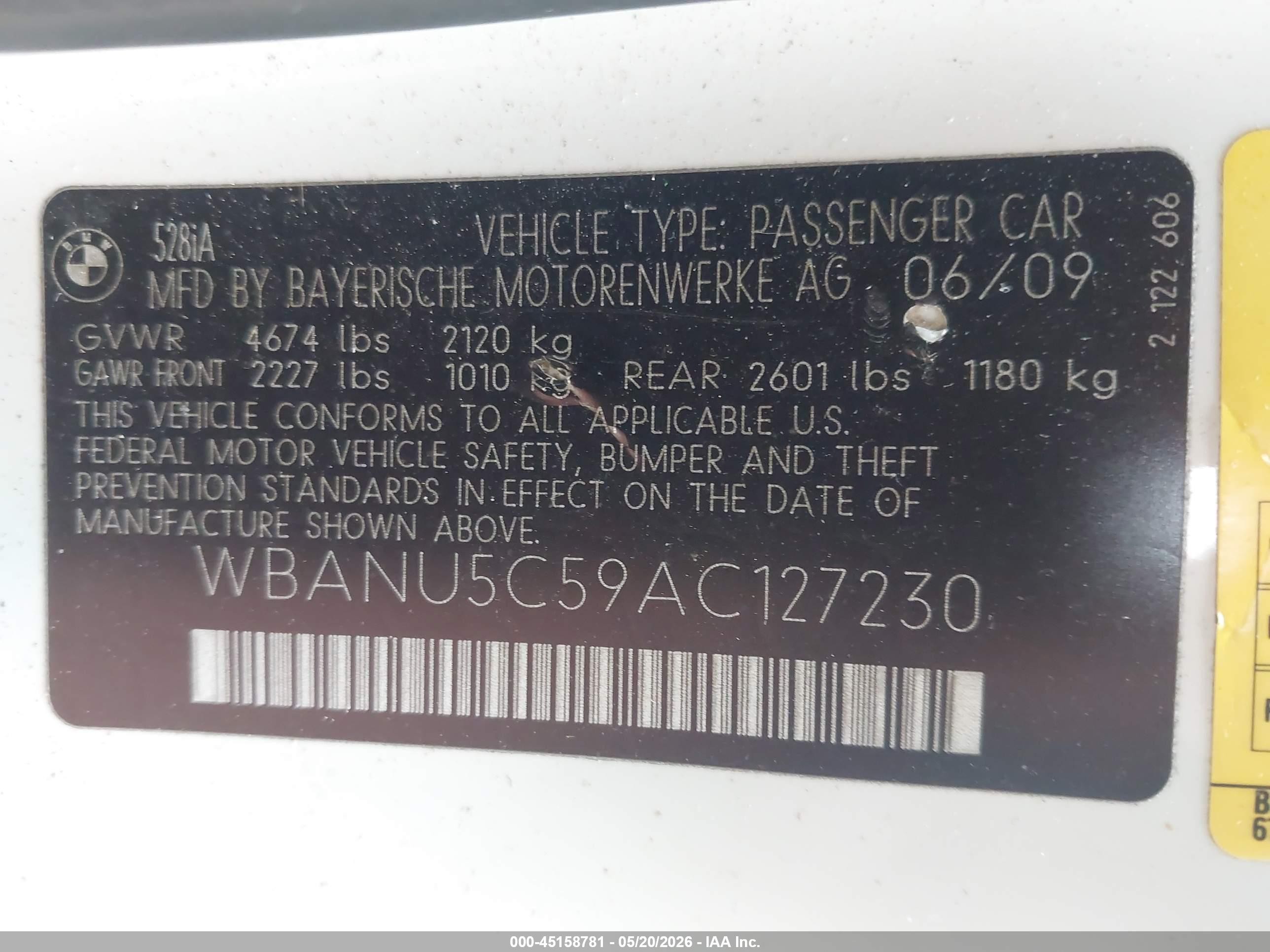 2010 Bmw 528i   White vin: WBANU5C59AC127230