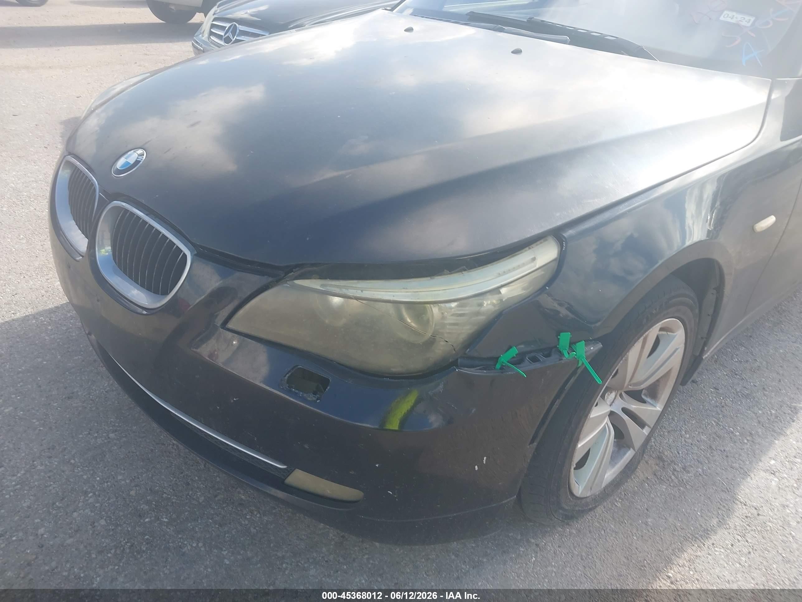 2010 Bmw 528i   Black vin: WBANU5C59AC128314