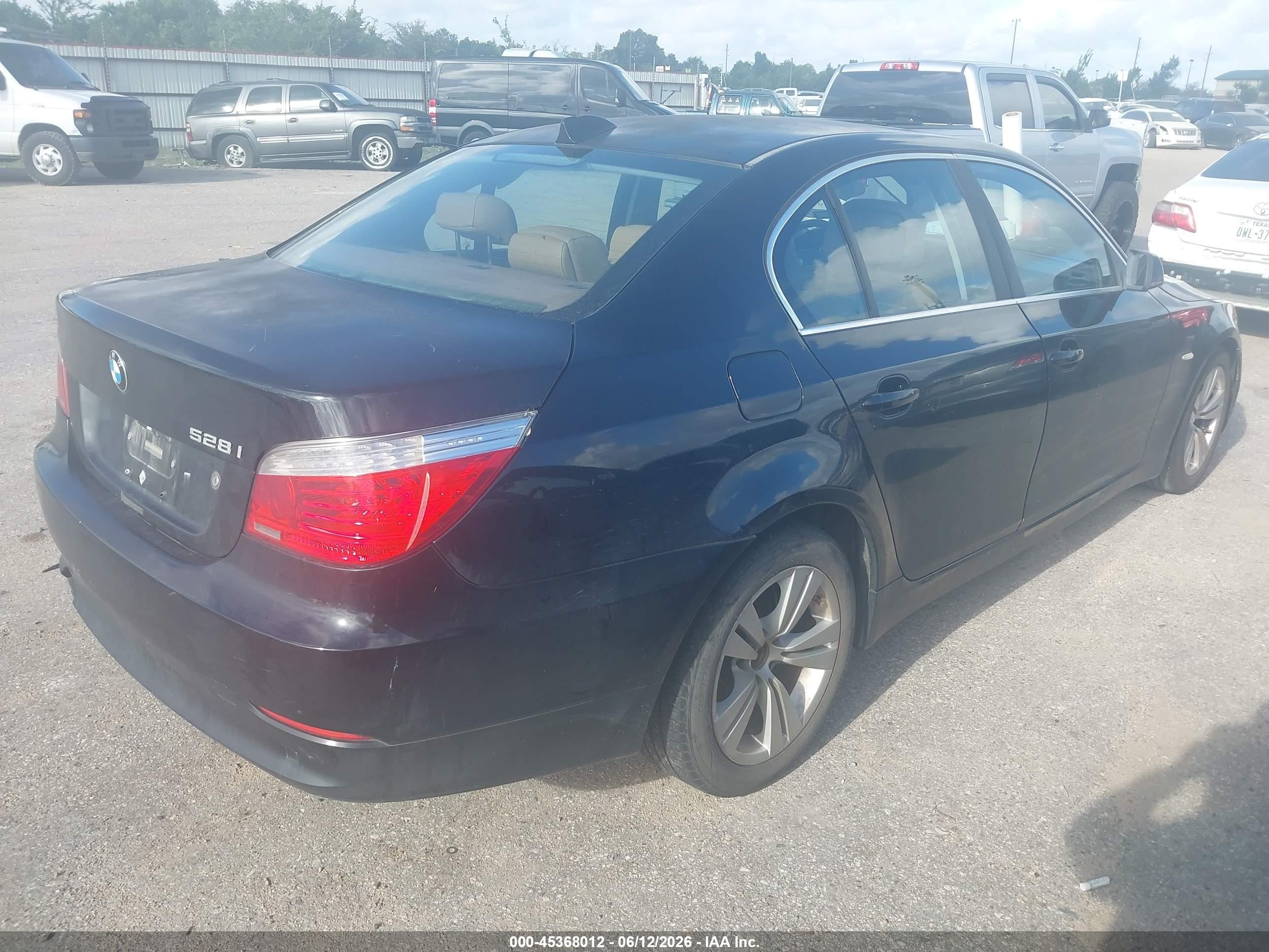 2010 Bmw 528i   Black vin: WBANU5C59AC128314