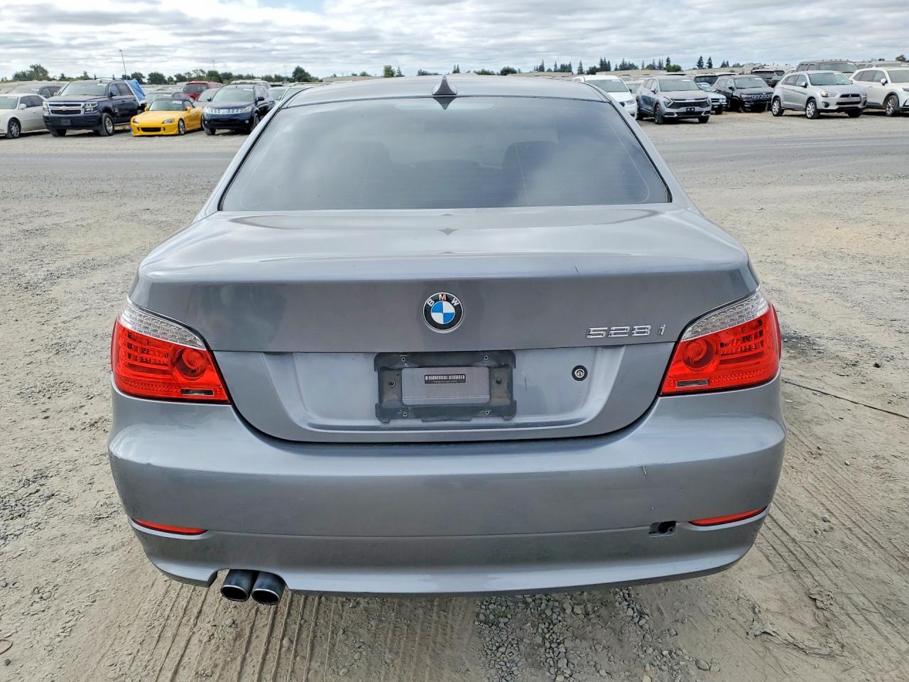 2010 Bmw 528 I Gray vin: WBANU5C59AC441704