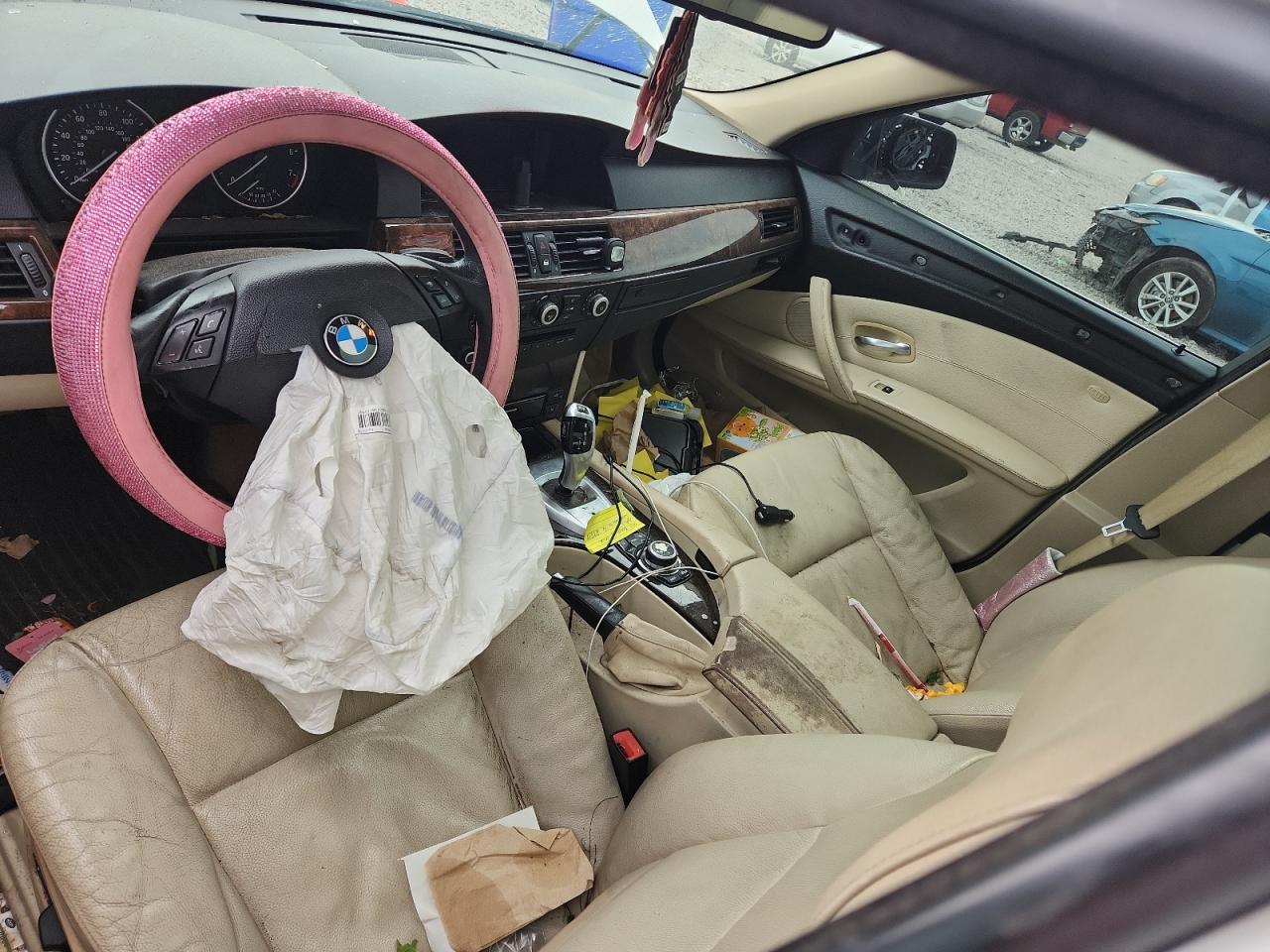 2010 Bmw 528 I White vin: WBANU5C5XAC128628